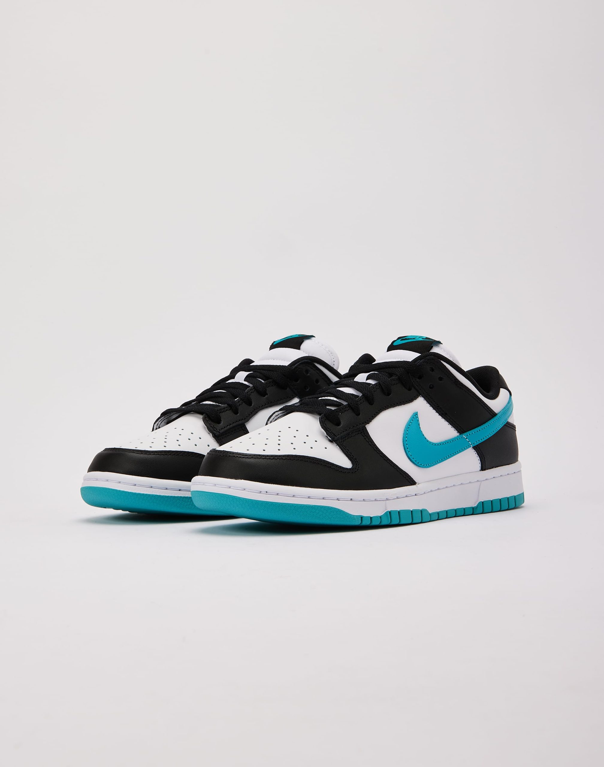 Nike Dunk Low - Image 2