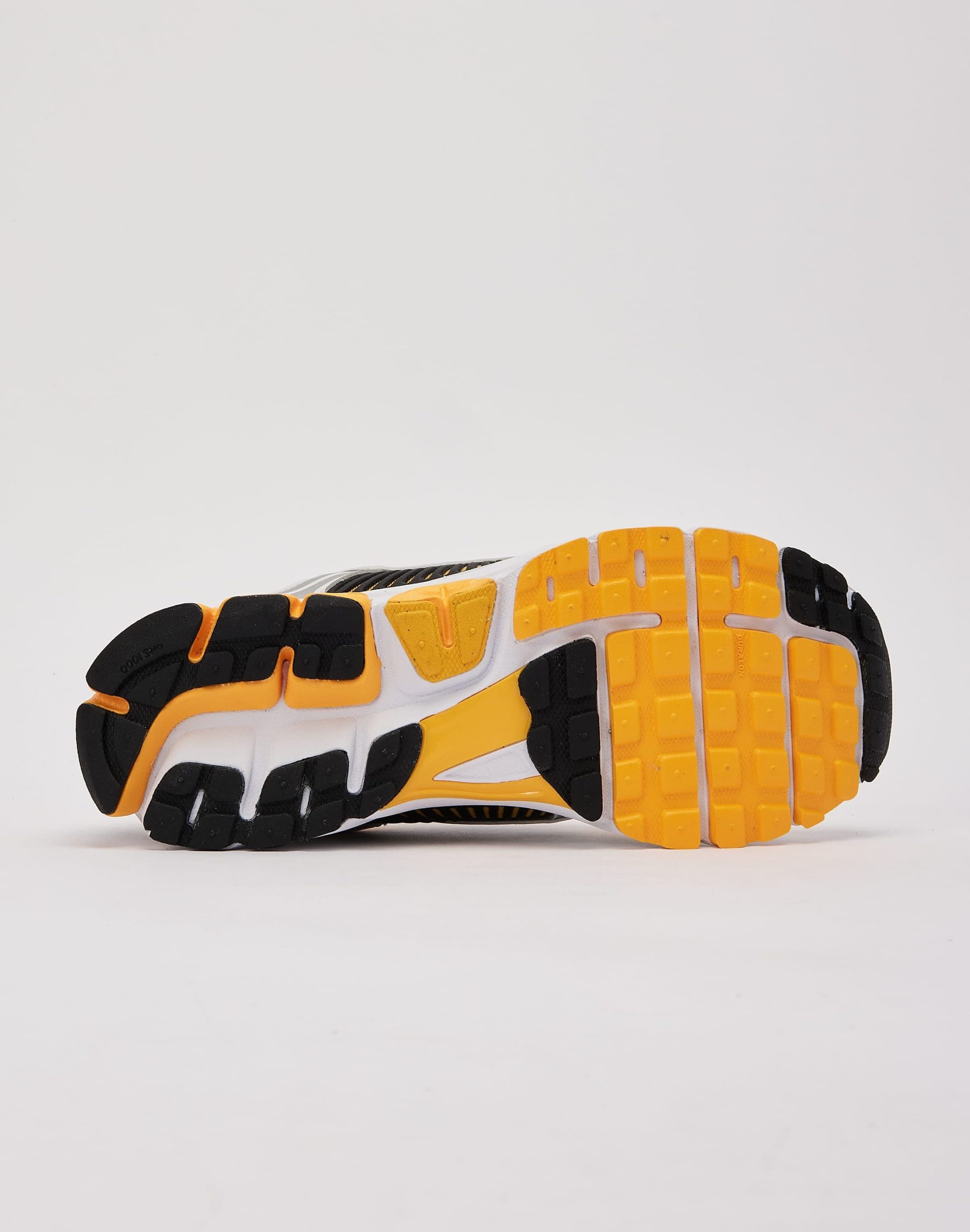 Nike Zoom Vomero 5 - Image 4