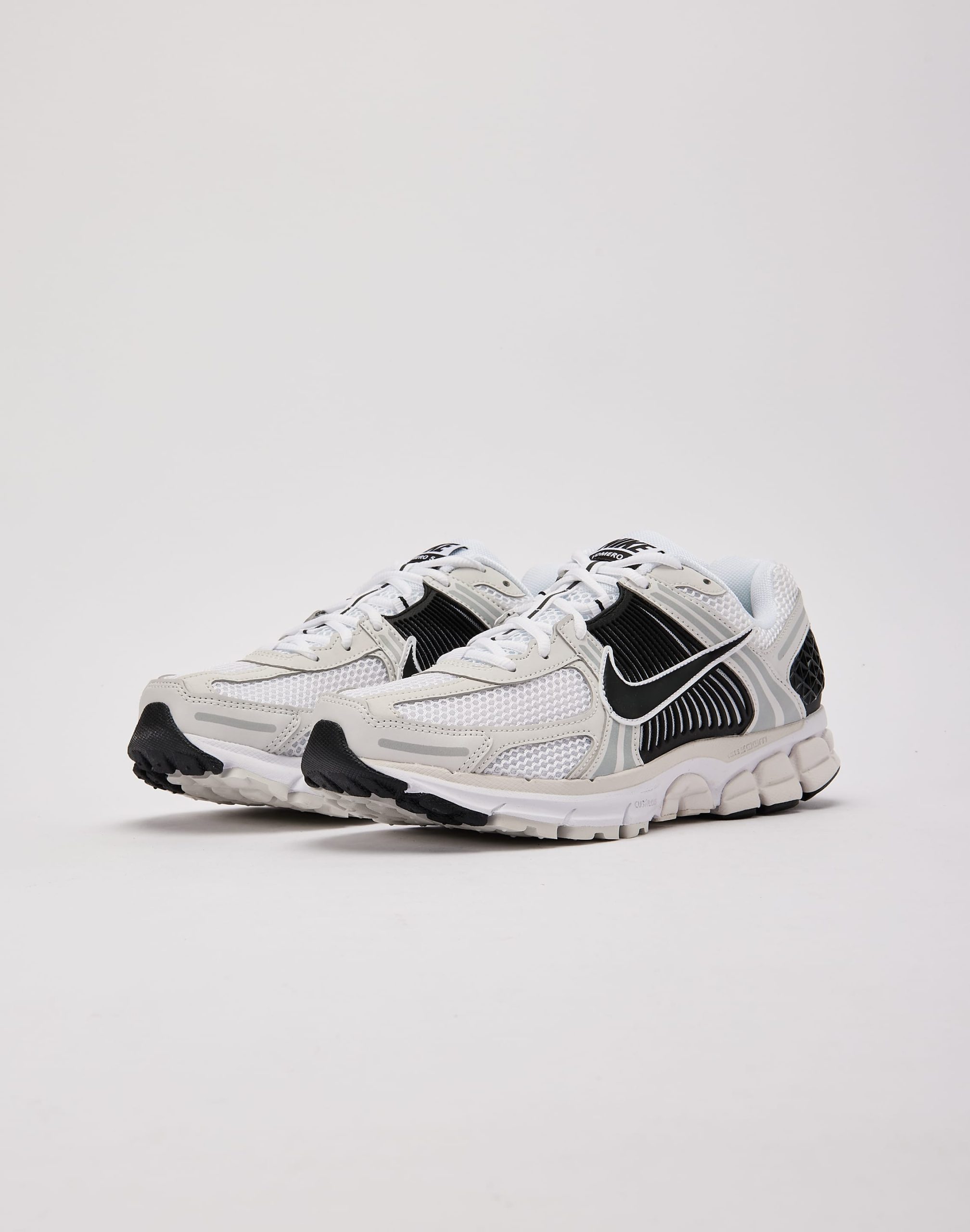 Nike Zoom Vomero 5 - Image 2