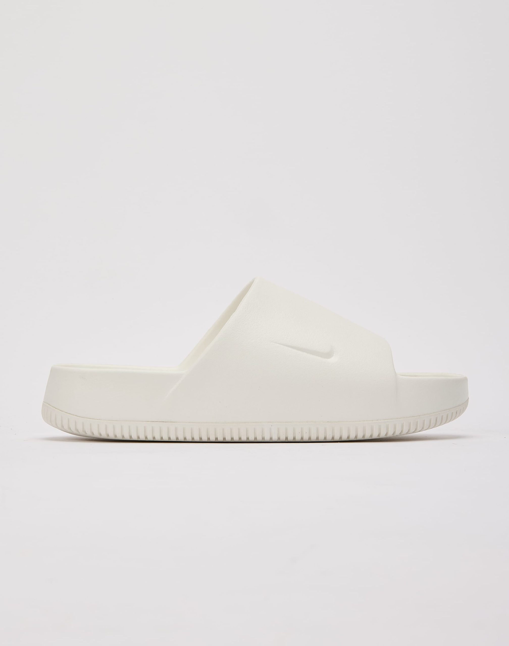 Nike Calm Slides