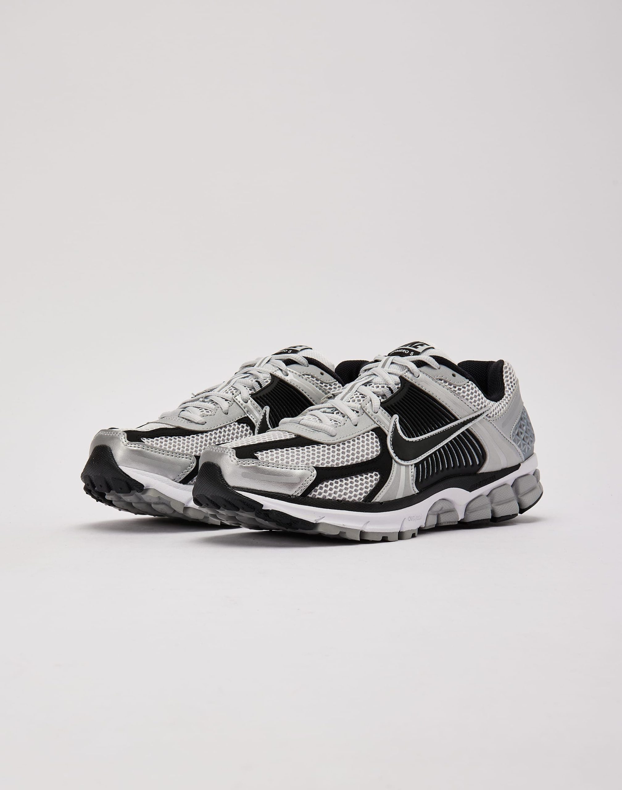 Nike Zoom Vomero 5 - Image 2