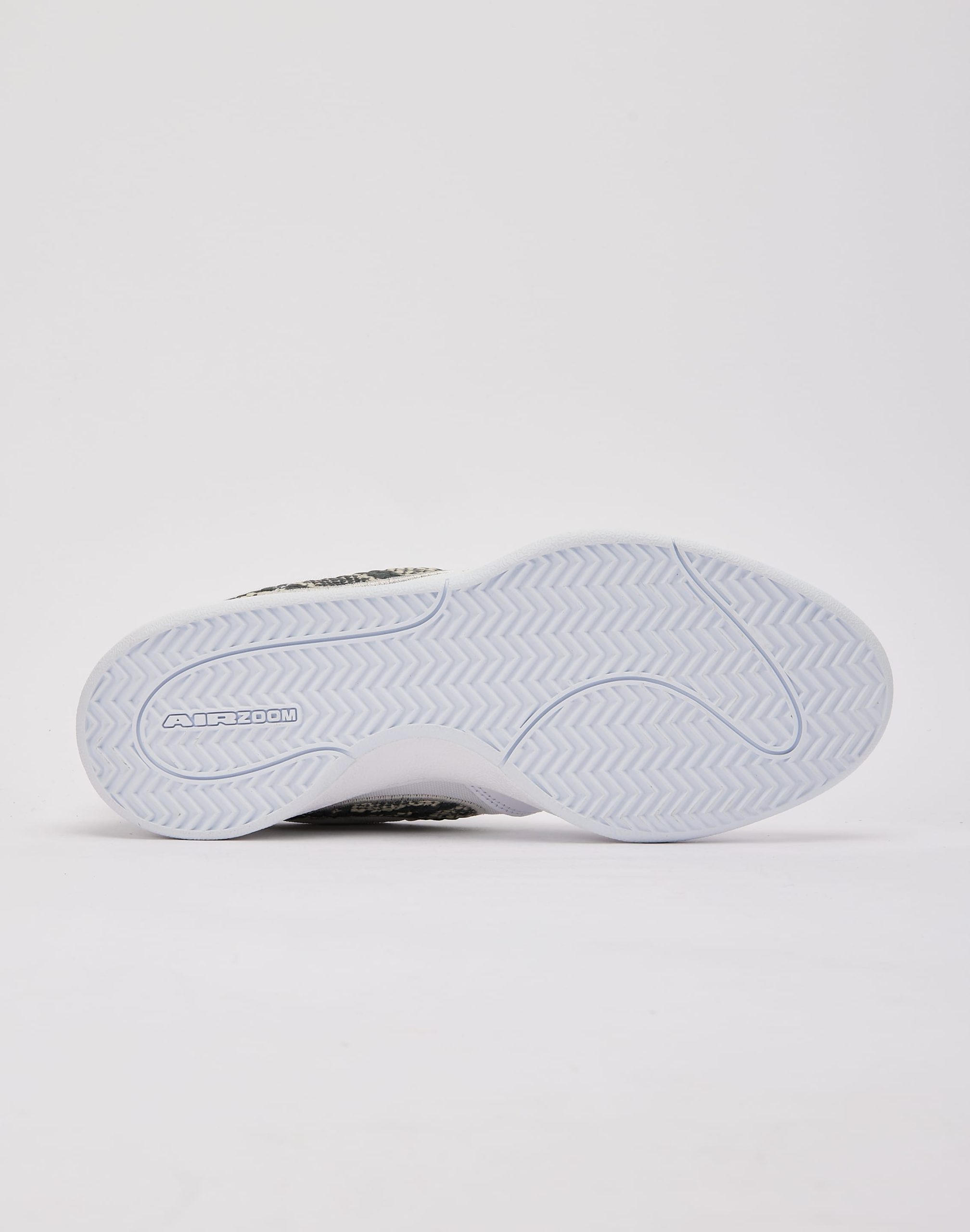 Nike Book 1 - Image 4