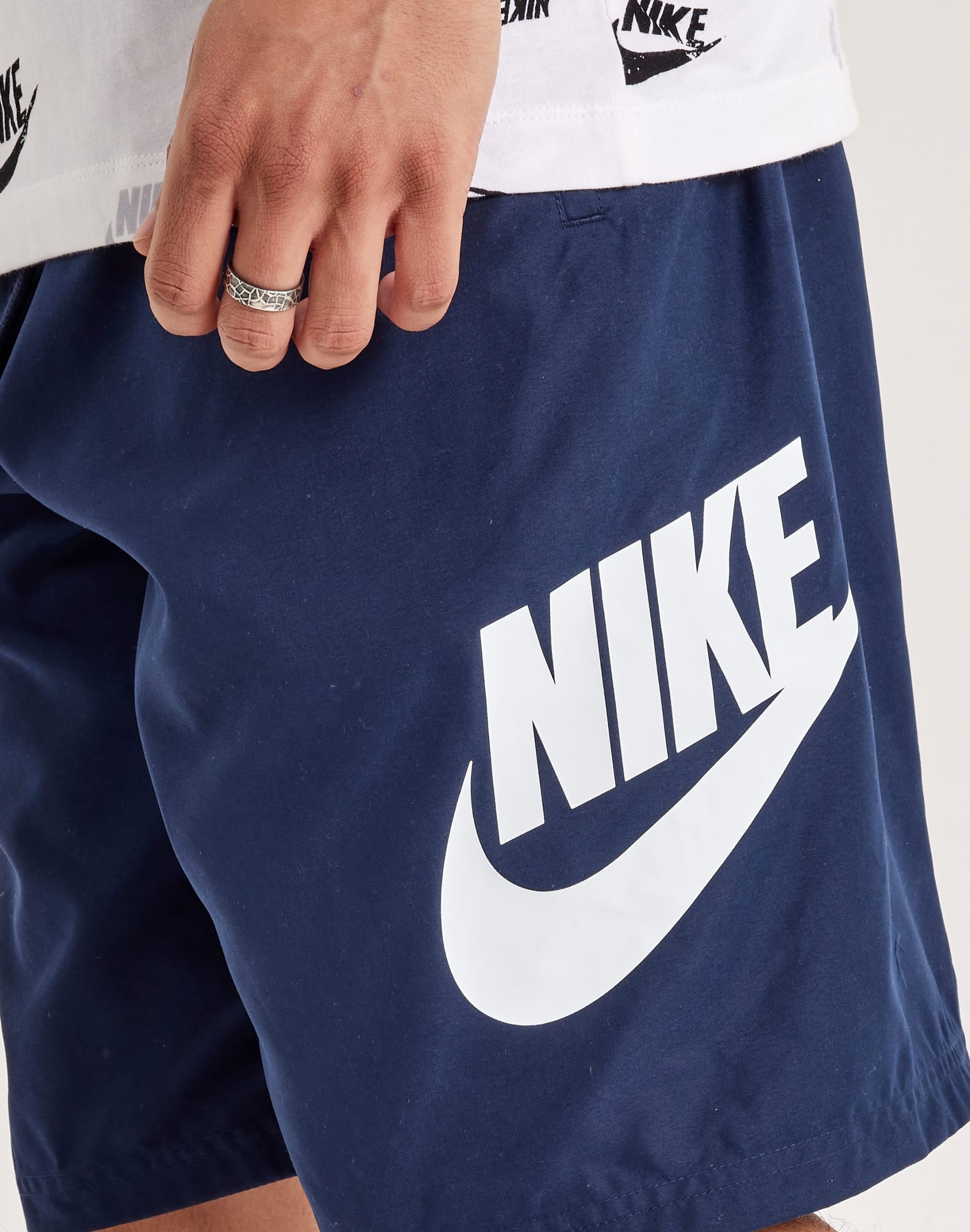 Nike Club Woven Shorts - Image 2