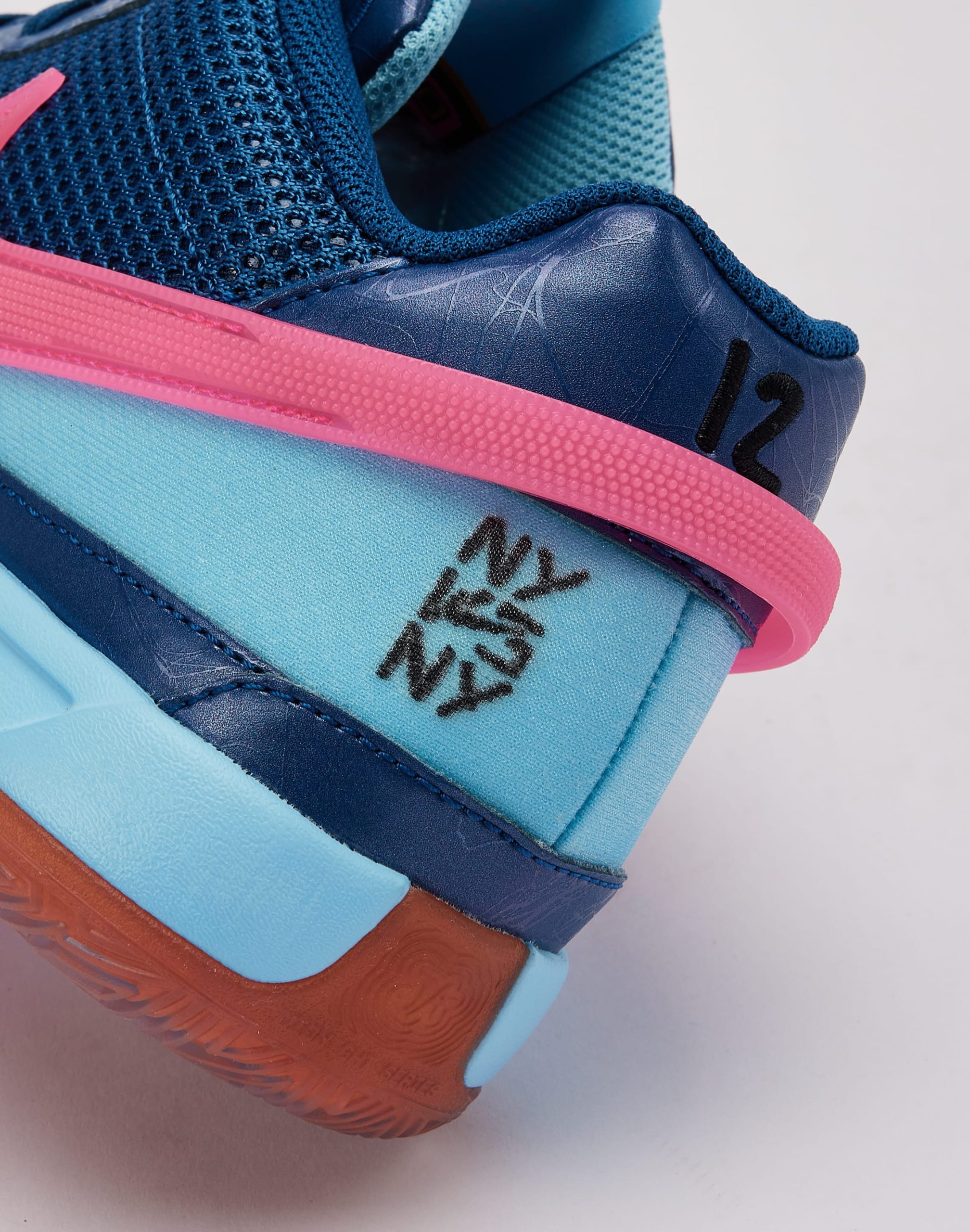 Nike Ja 1 'NY x NY' - Image 5