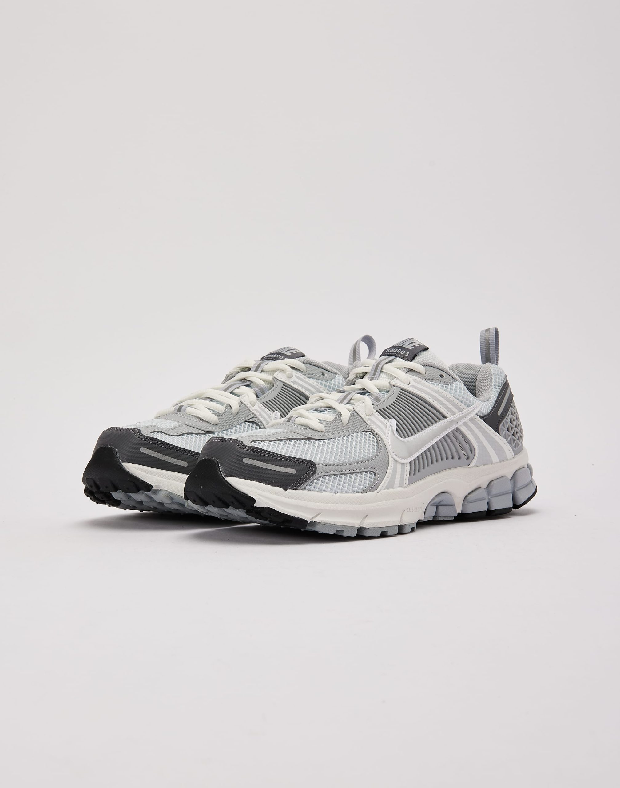 Nike Zoom Vomero 5 Grade-School - Image 2