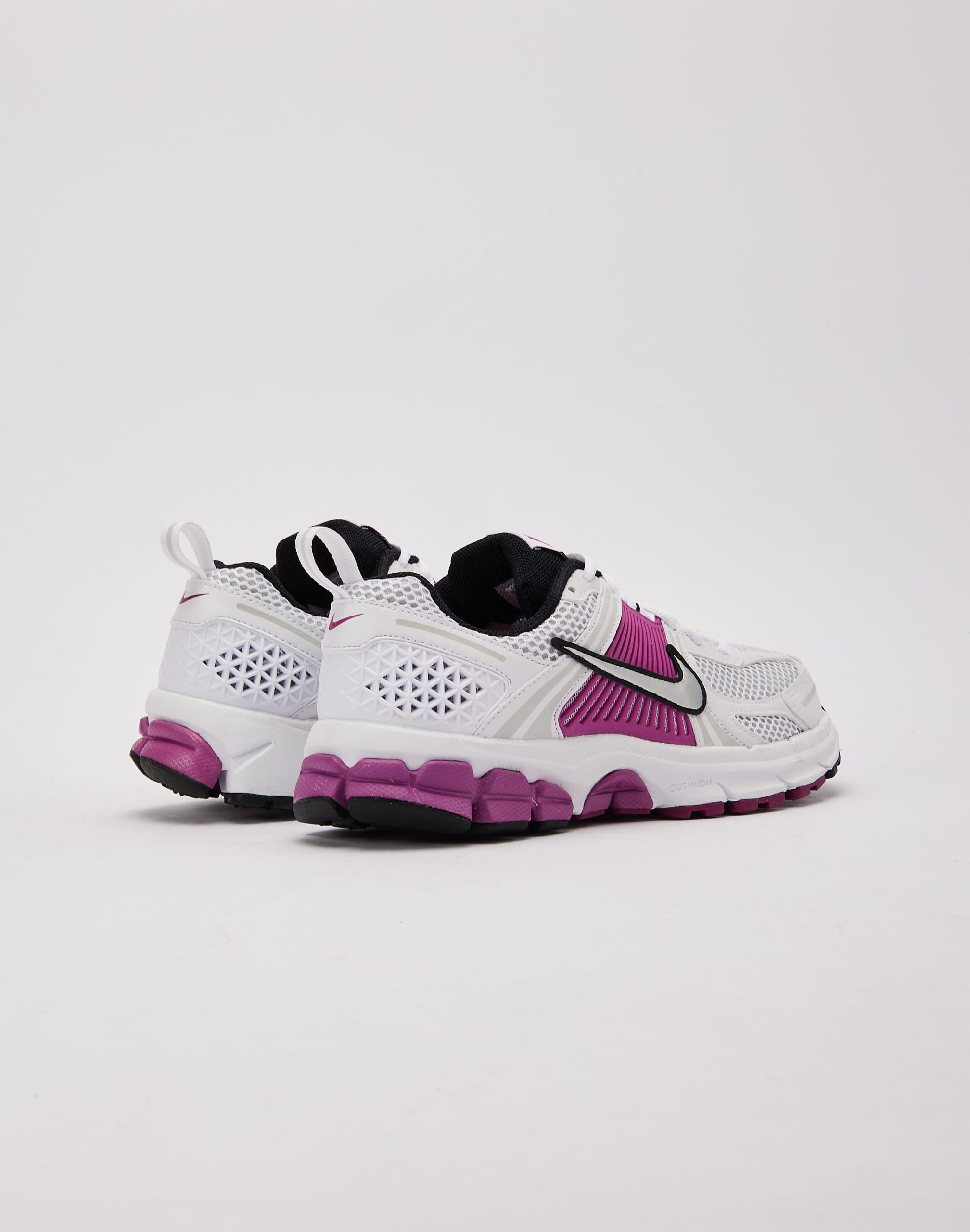 Nike Zoom Vomero 5 Grade-School - Image 3
