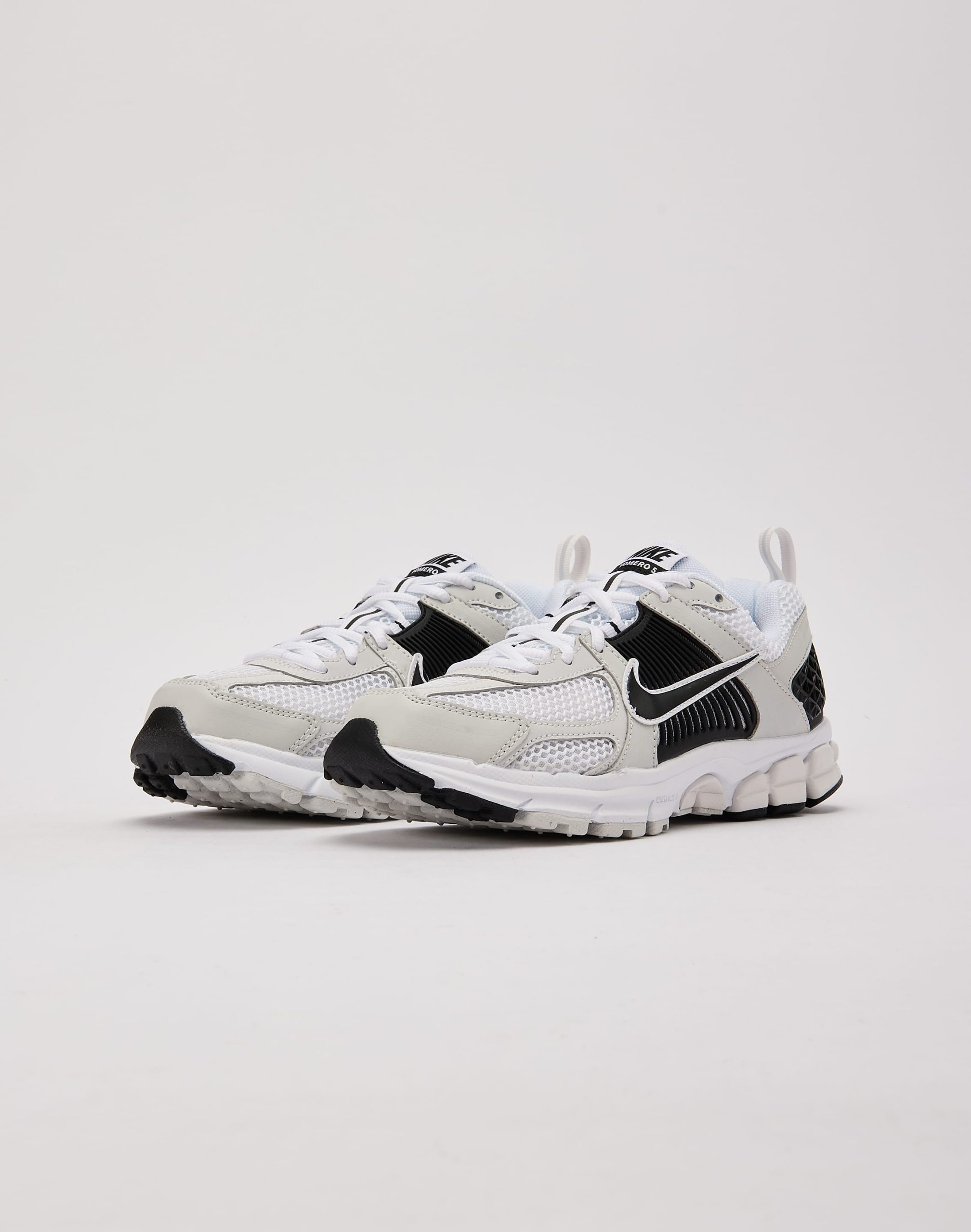 Nike Zoom Vomero 5 Grade-School - Image 2