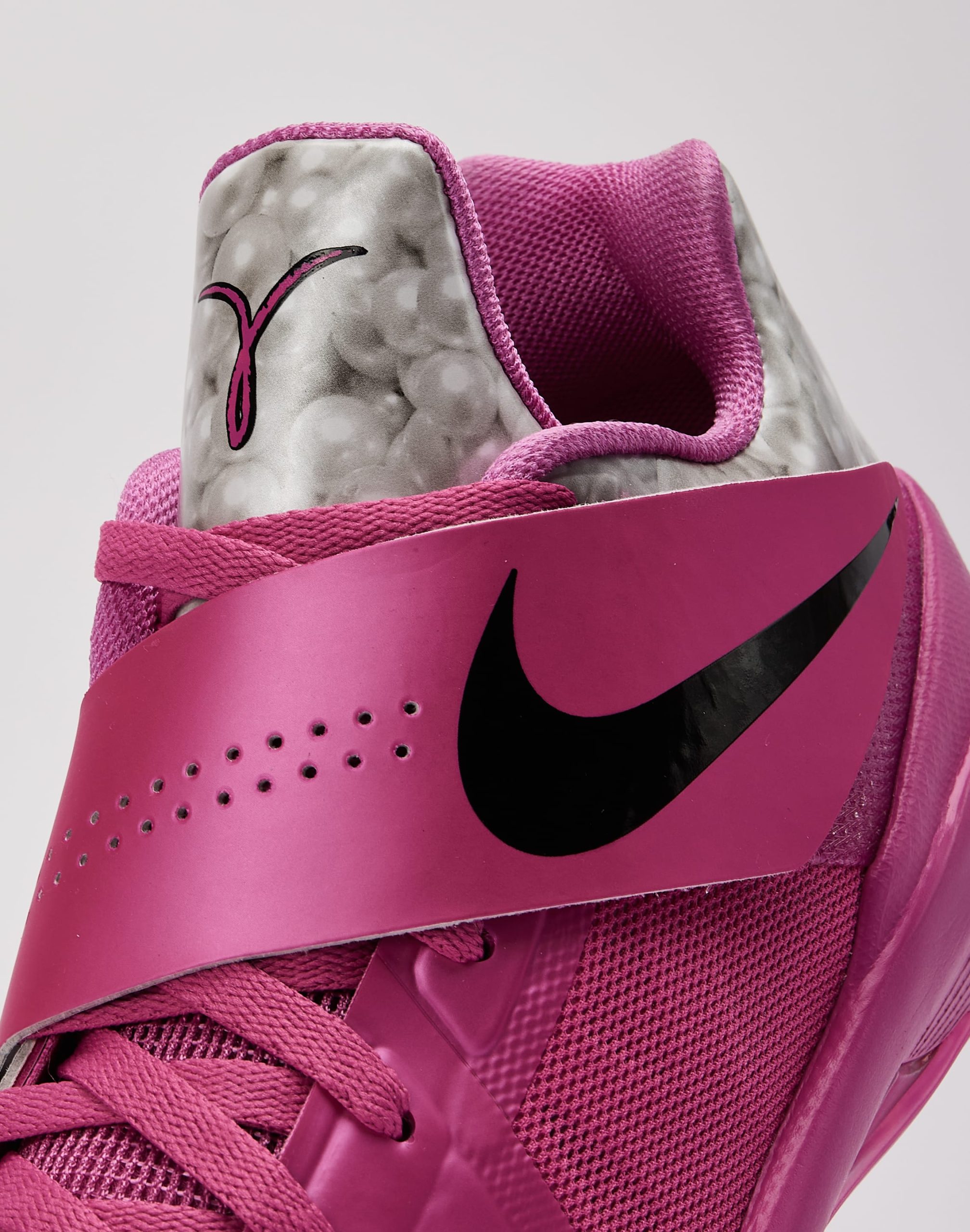 Nike KD 4 'Aunt Pearl' - Image 5