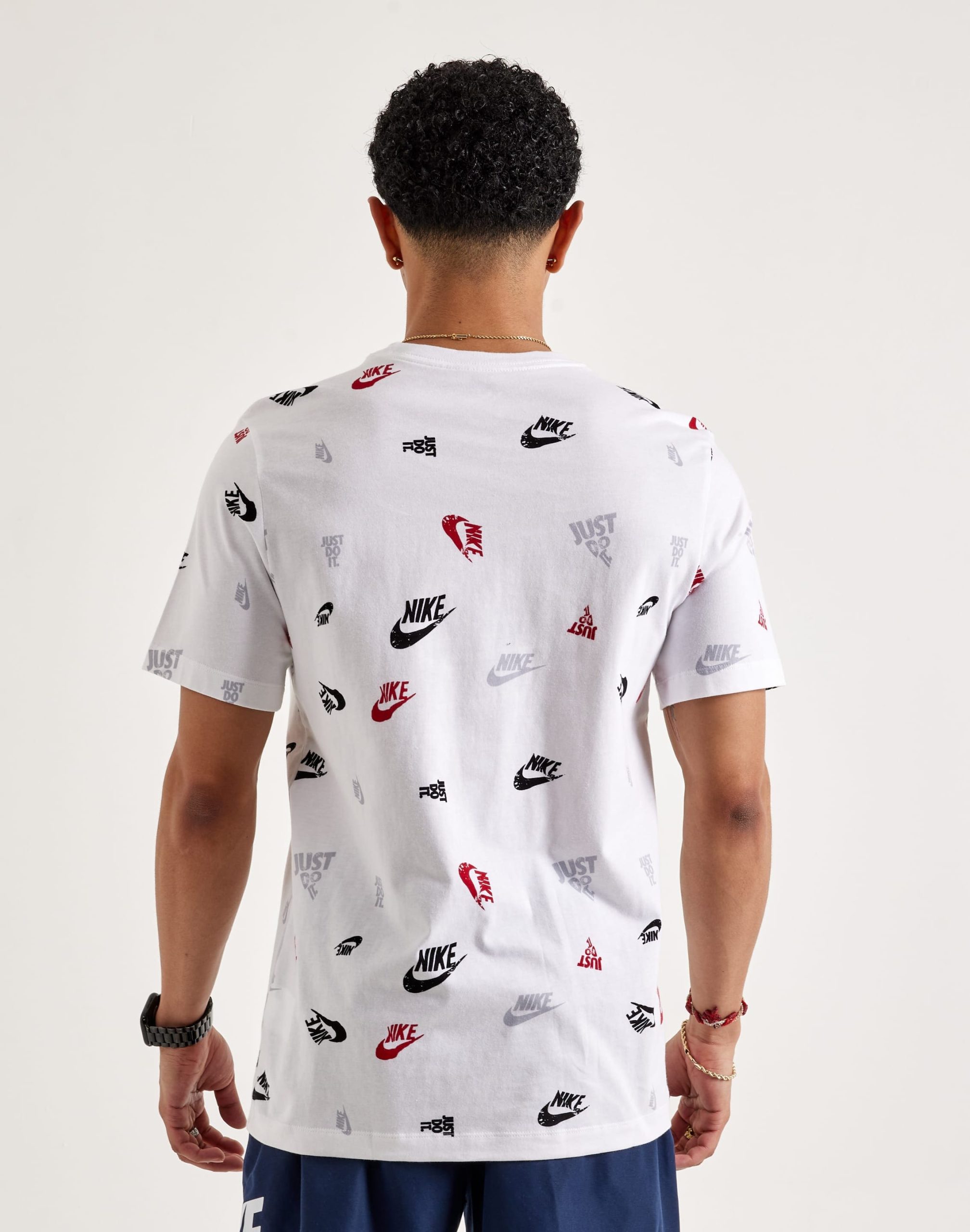 Nike Sportswear Tee - Image 2