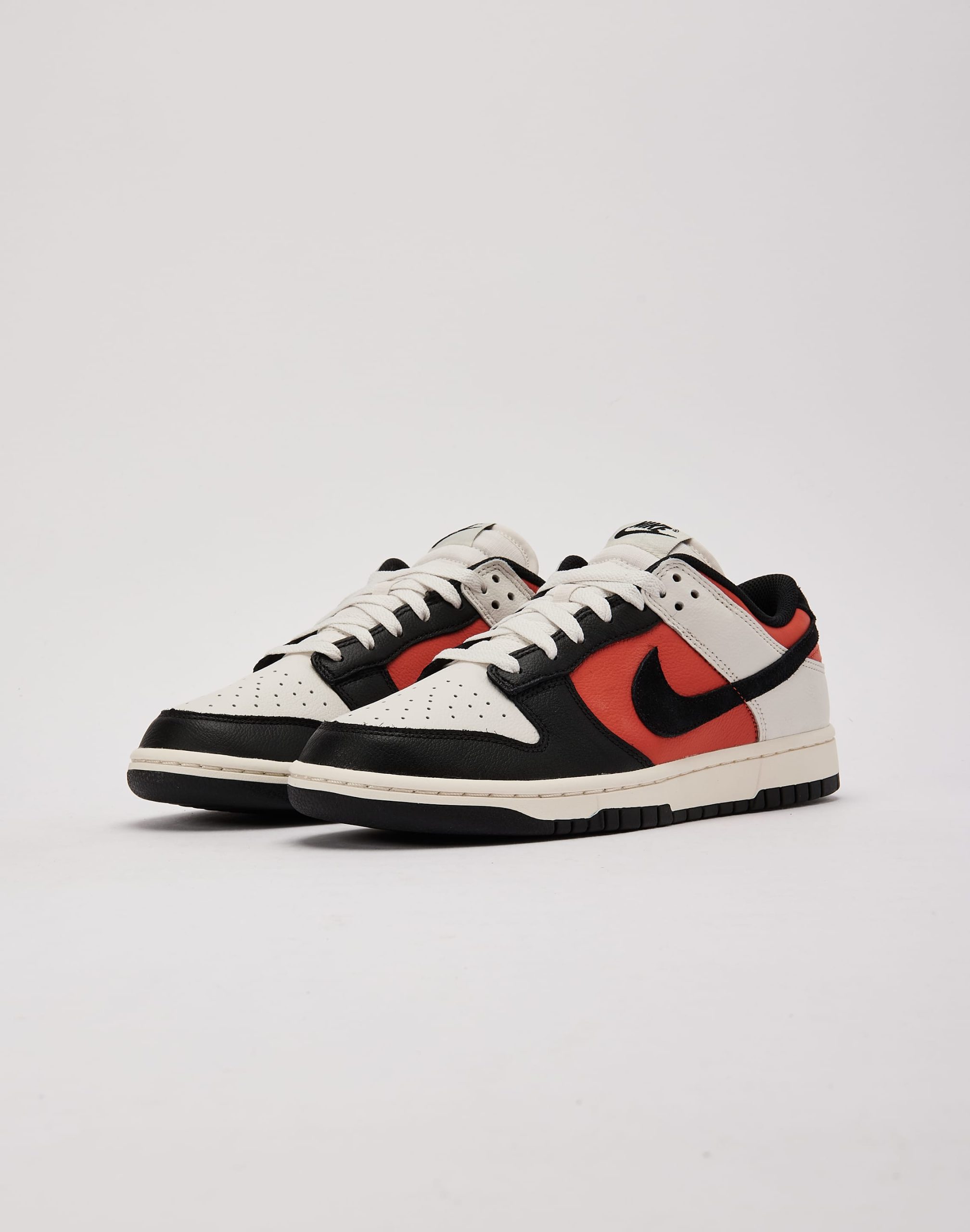 Nike Dunk Low Retro - Image 2