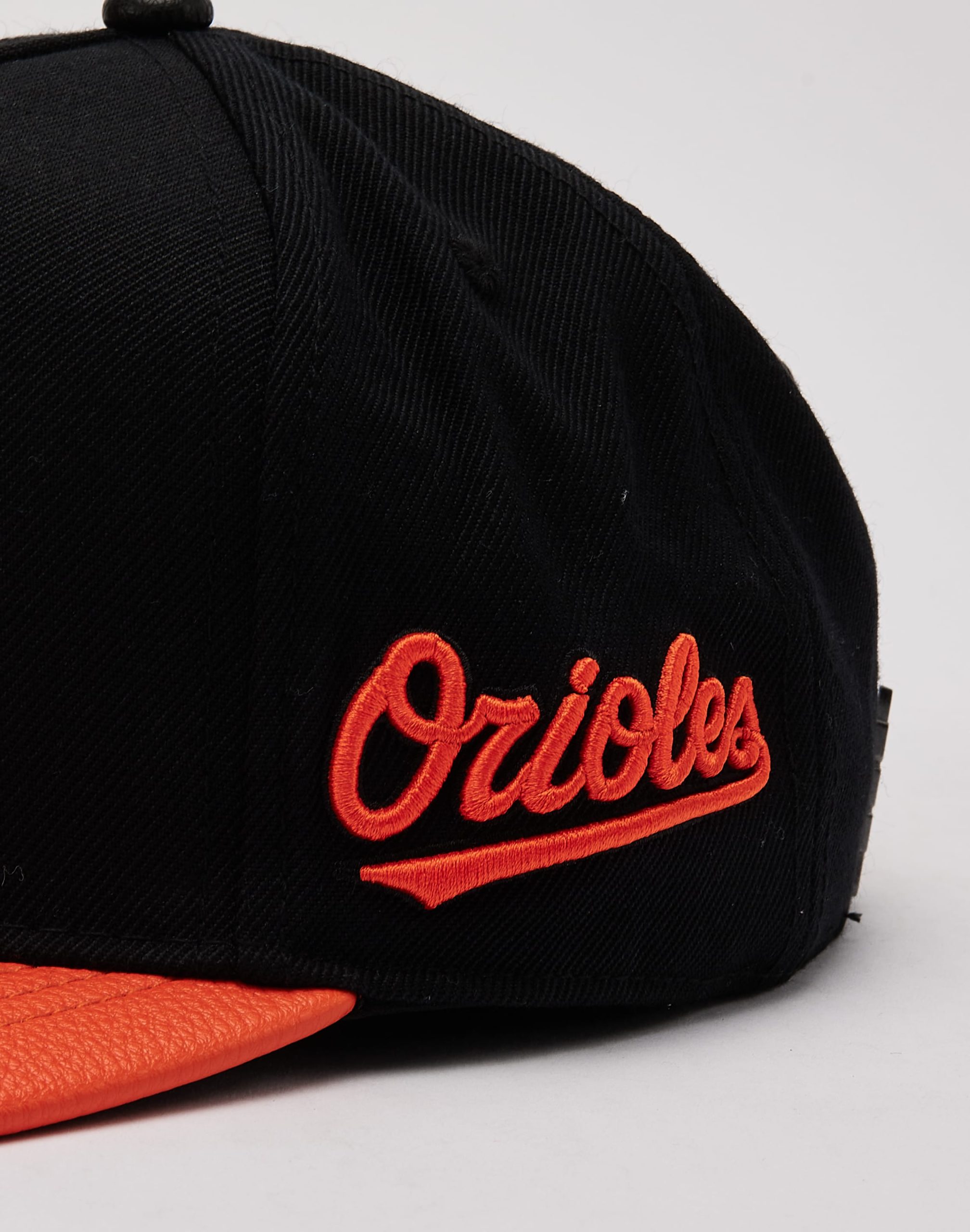 Pro Standard MLB Baltimore Orioles Snapback Hat - Image 4