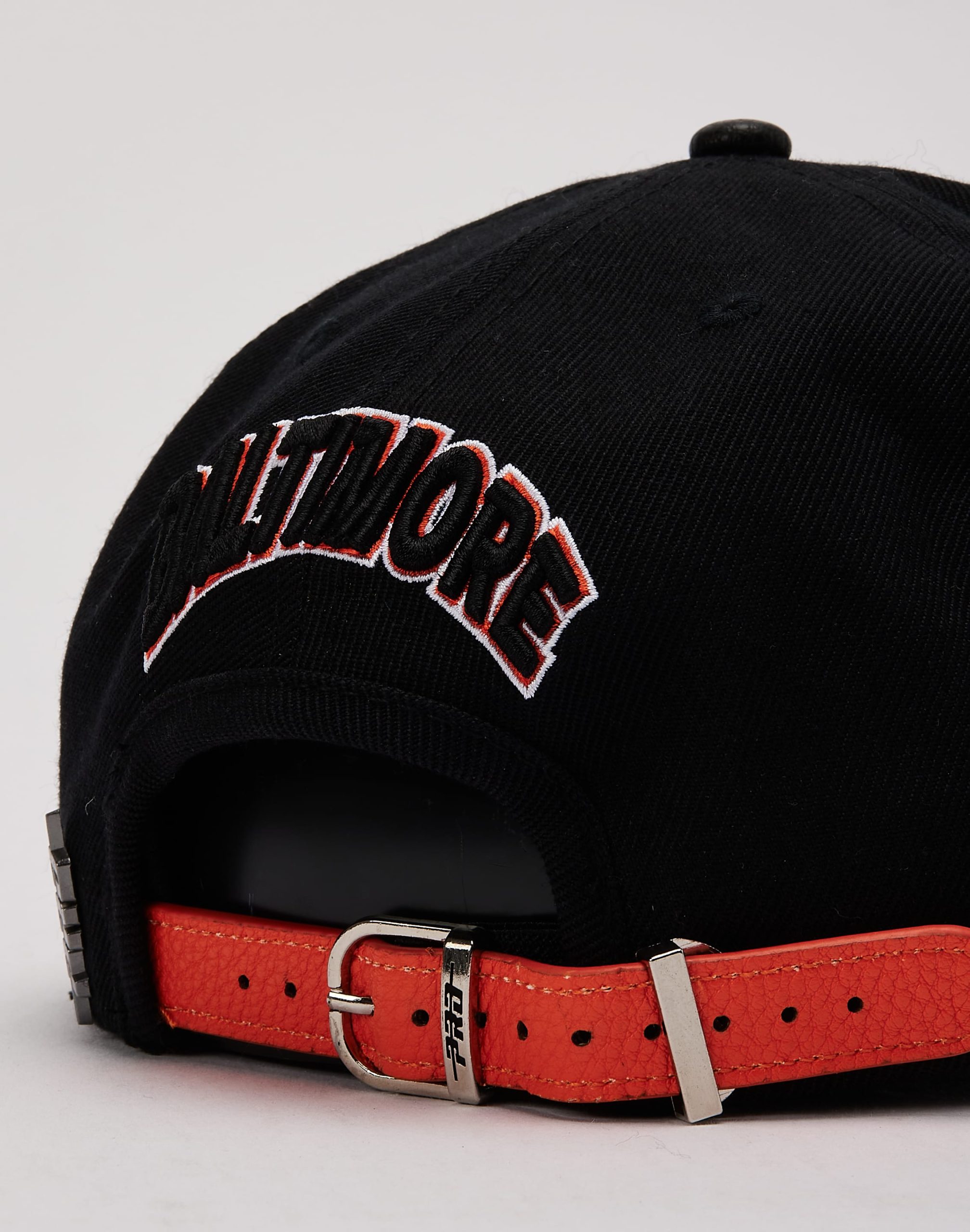 Pro Standard MLB Baltimore Orioles Snapback Hat - Image 6