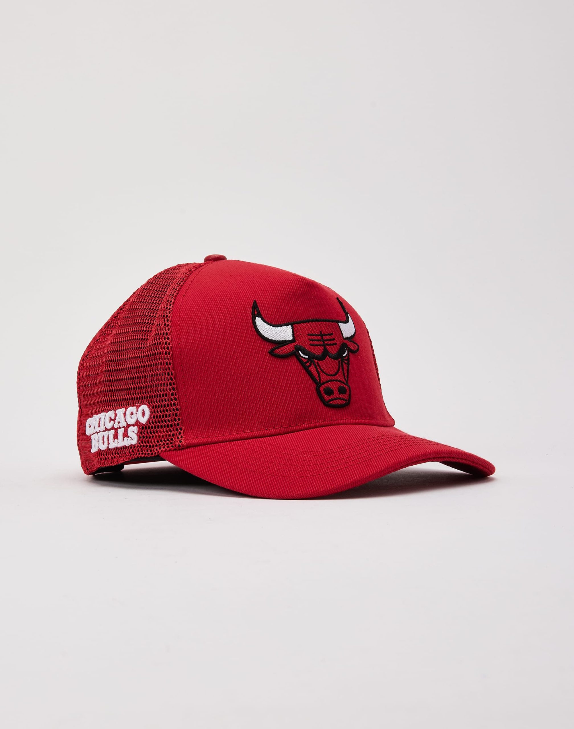 Pro Standard NBA Chicago Bulls Trucker Hat - Image 3
