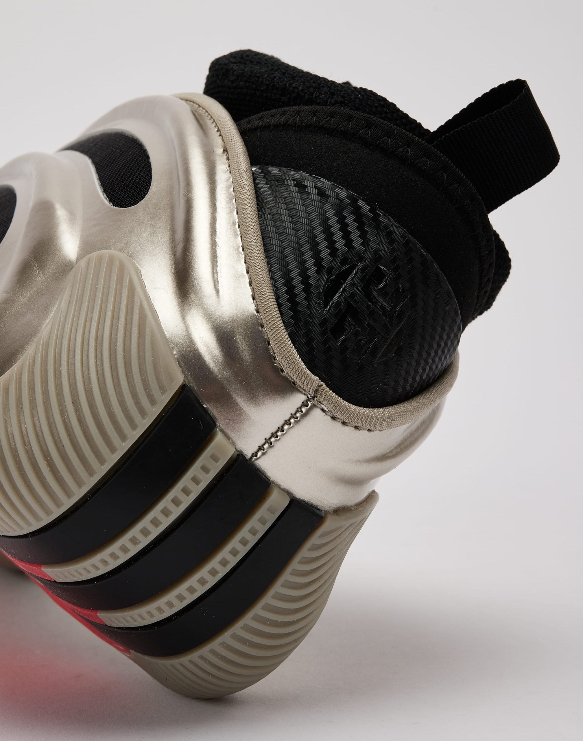Adidas Harden Volume 9 - Image 5