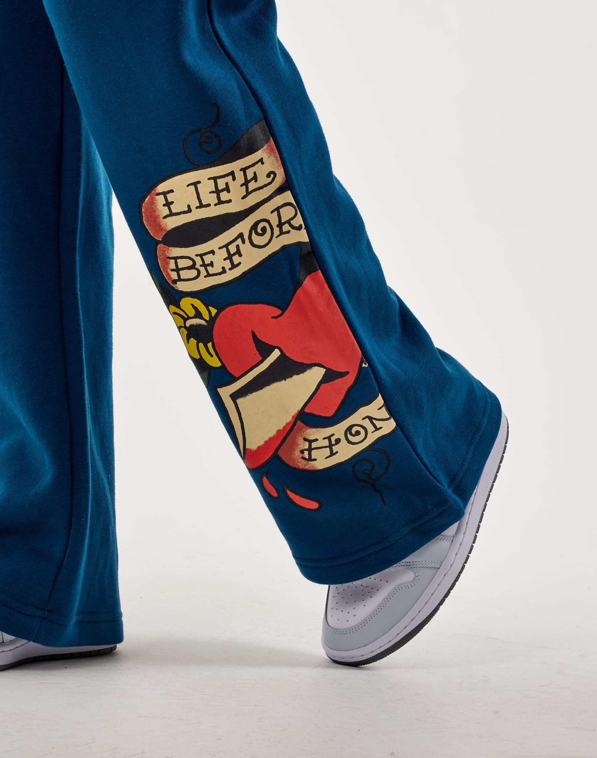 Ed Hardy Heart Skull Y2K Fleece Sweatpants - Image 4