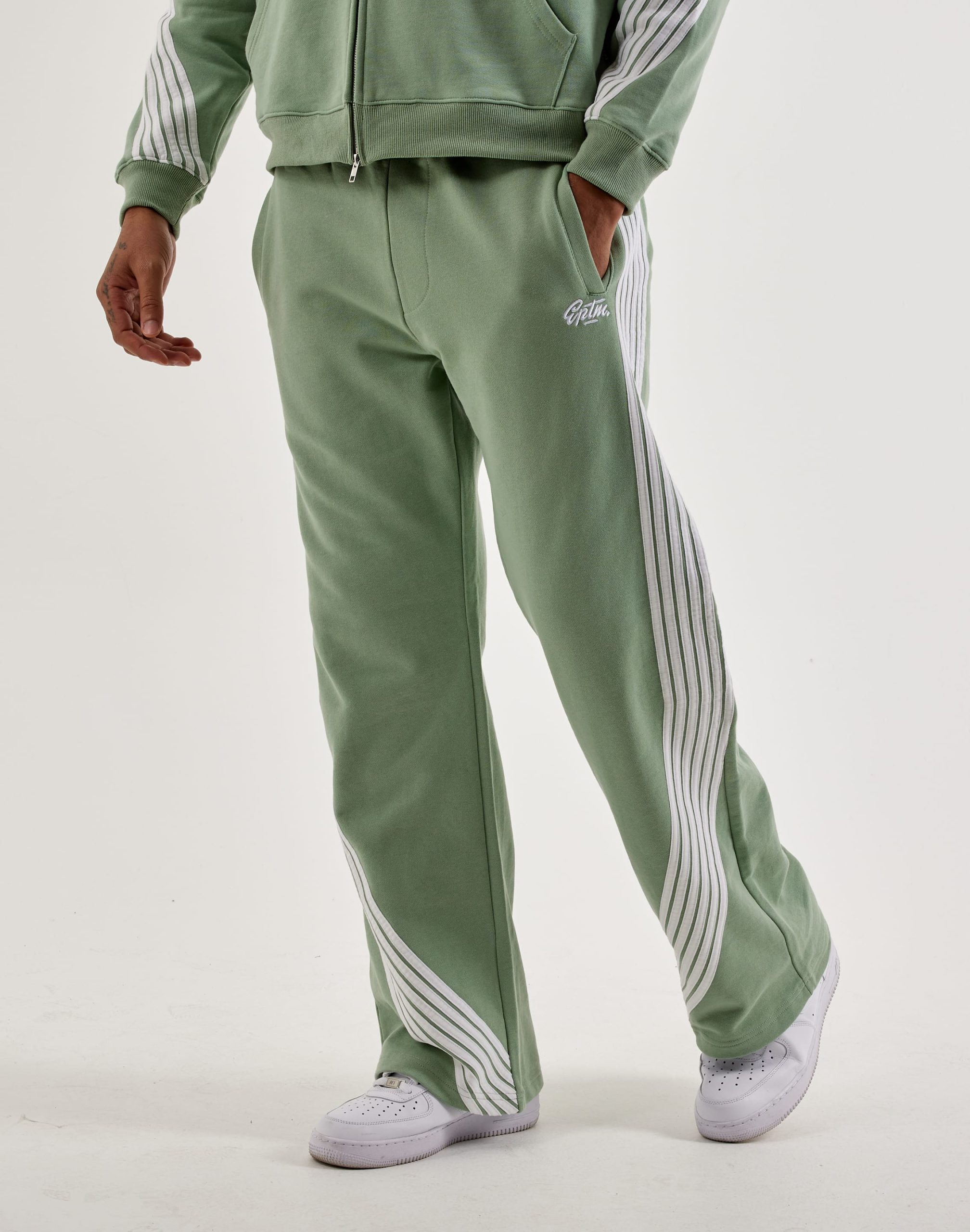 EPTM Highland Fleece Pants - Image 2
