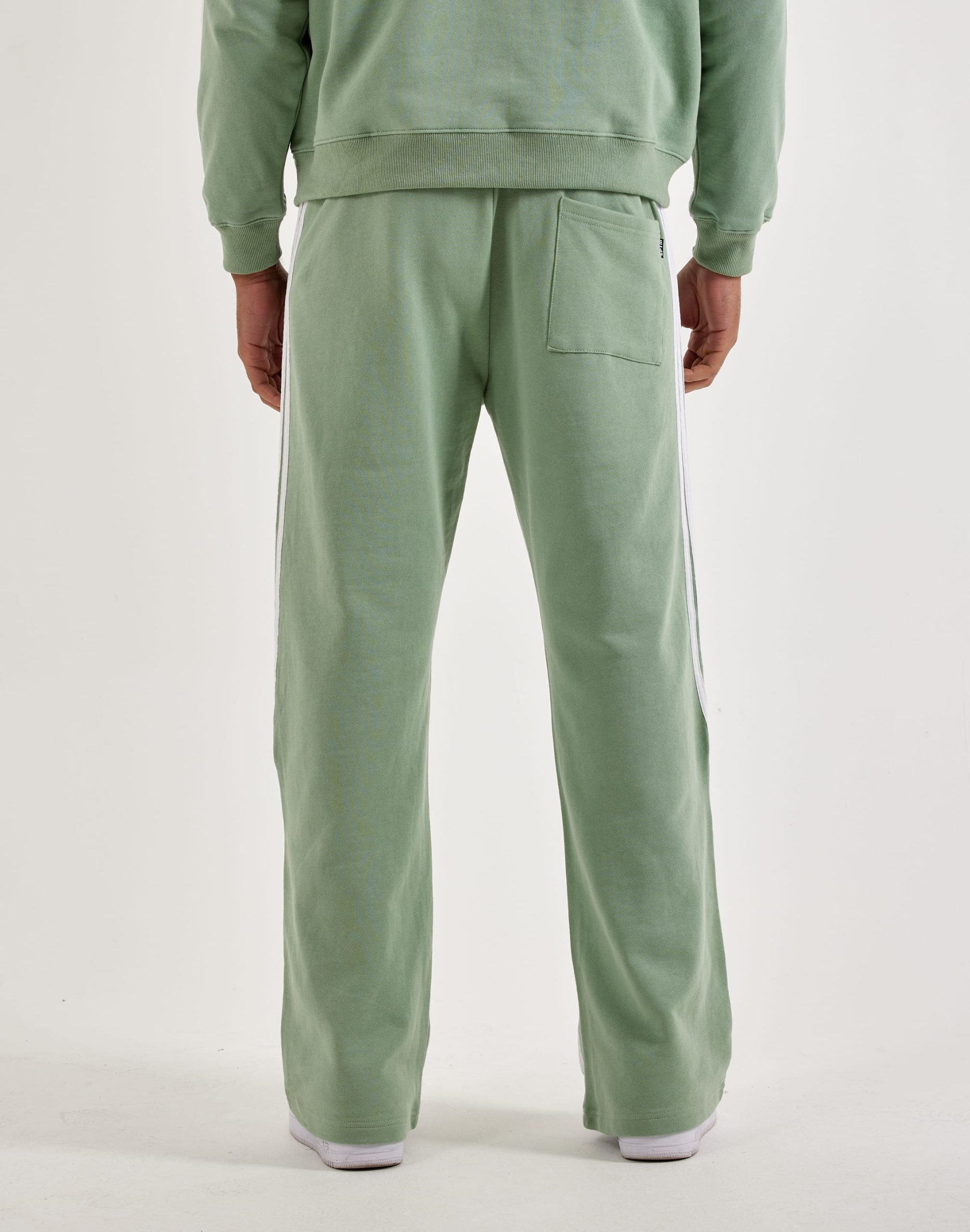 EPTM Highland Fleece Pants - Image 4