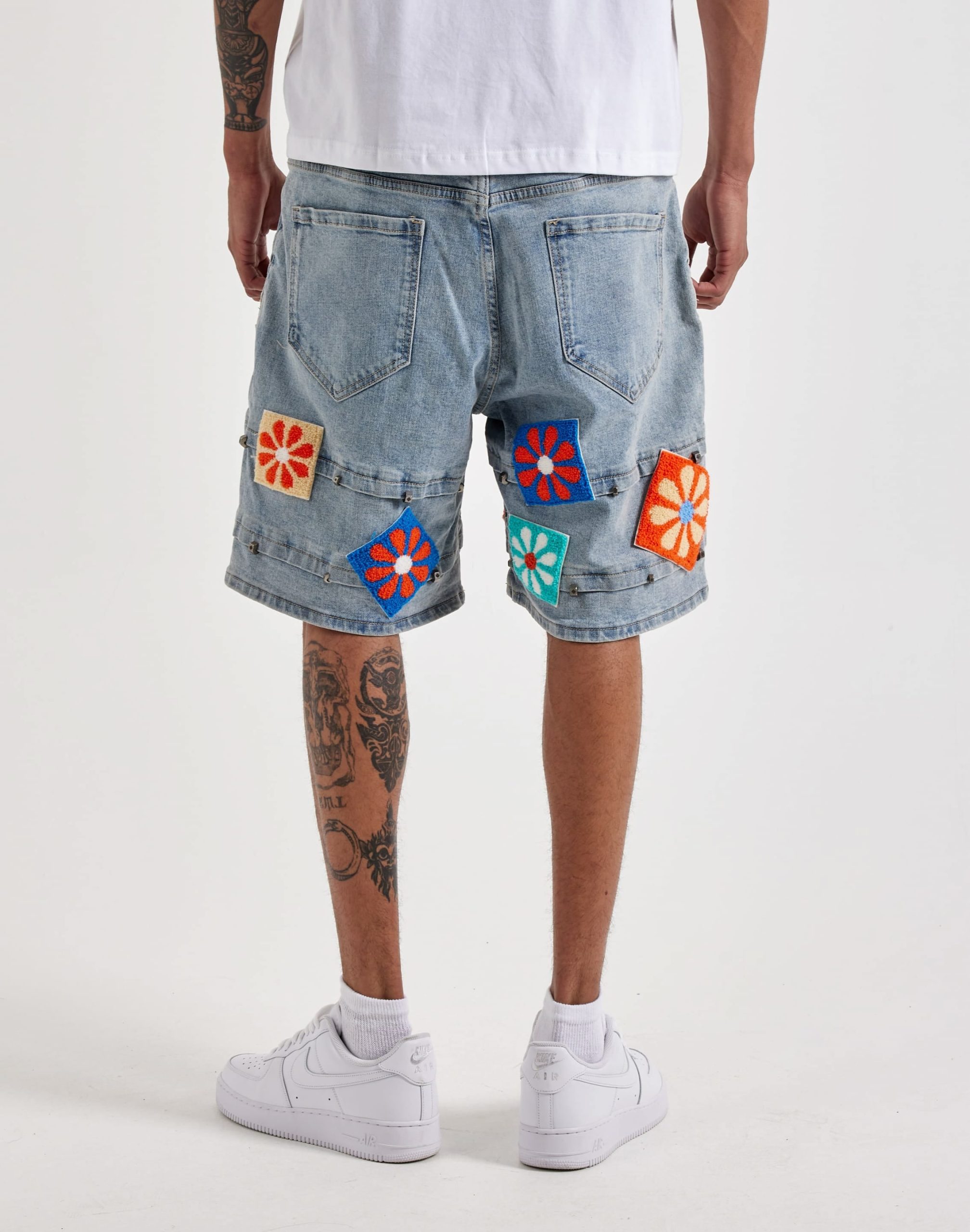 Guapi Crochet Flowers Denim Shorts - Image 4
