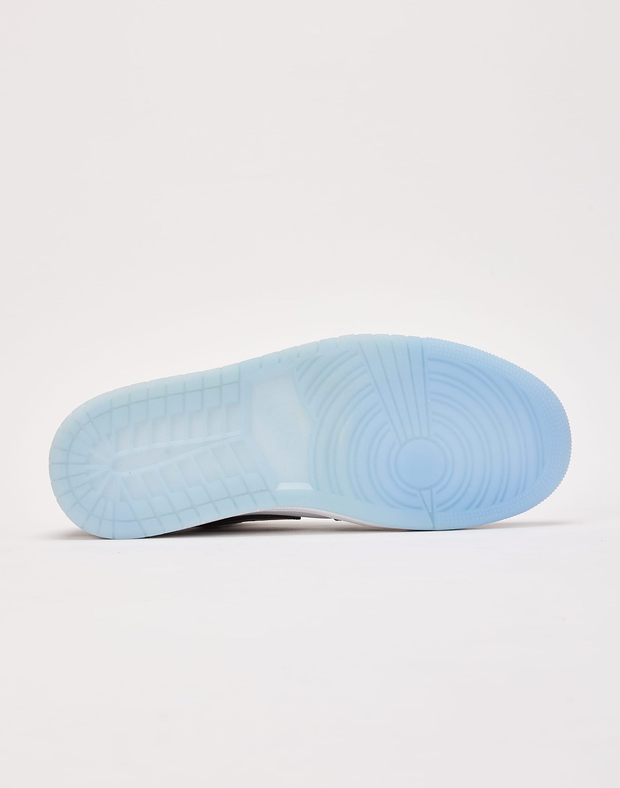 Jordan Air Jordan 1 Low SE 'Concord' - Image 2