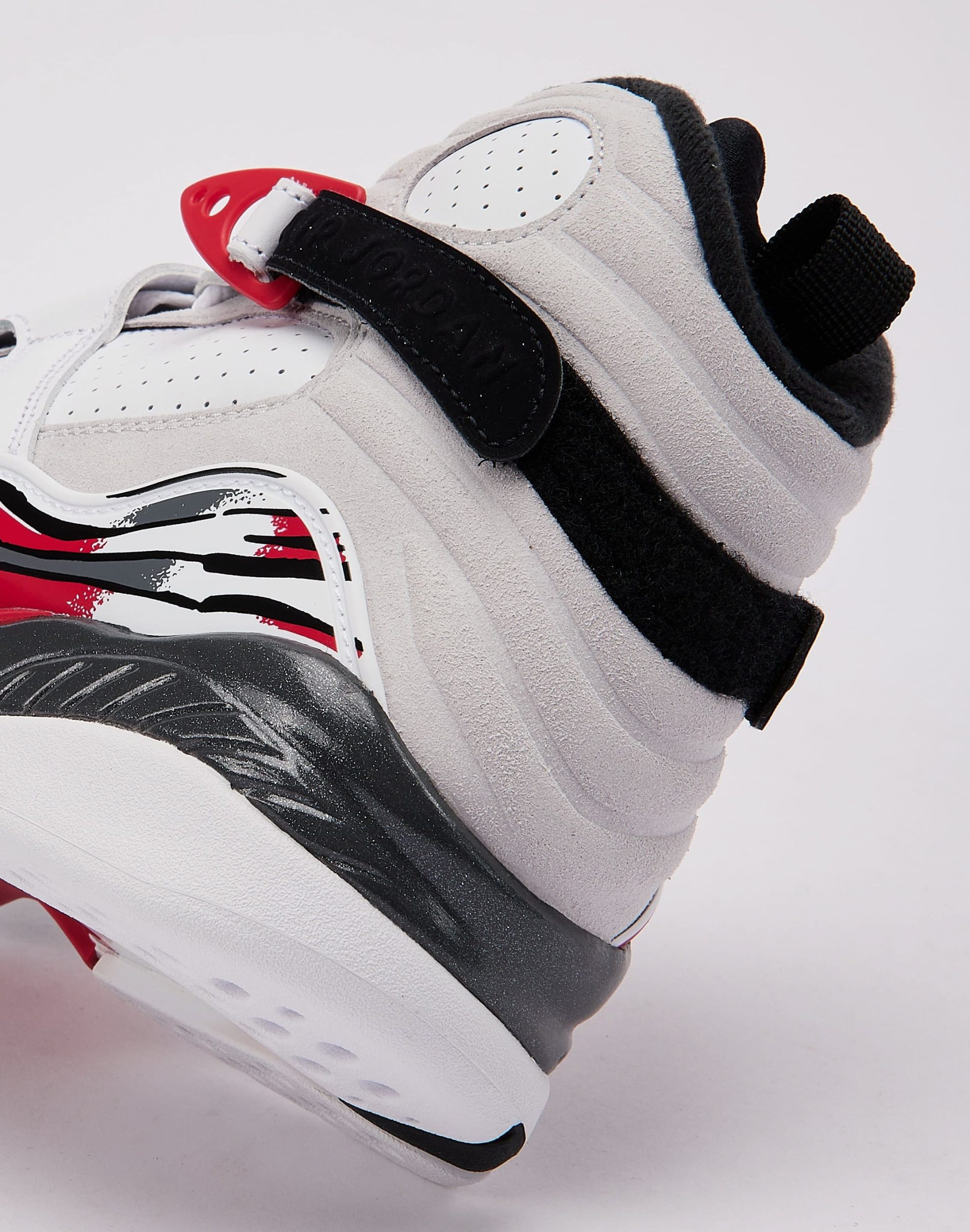 Jordan Air Jordan 8 Retro 'White and True Red' - Image 5