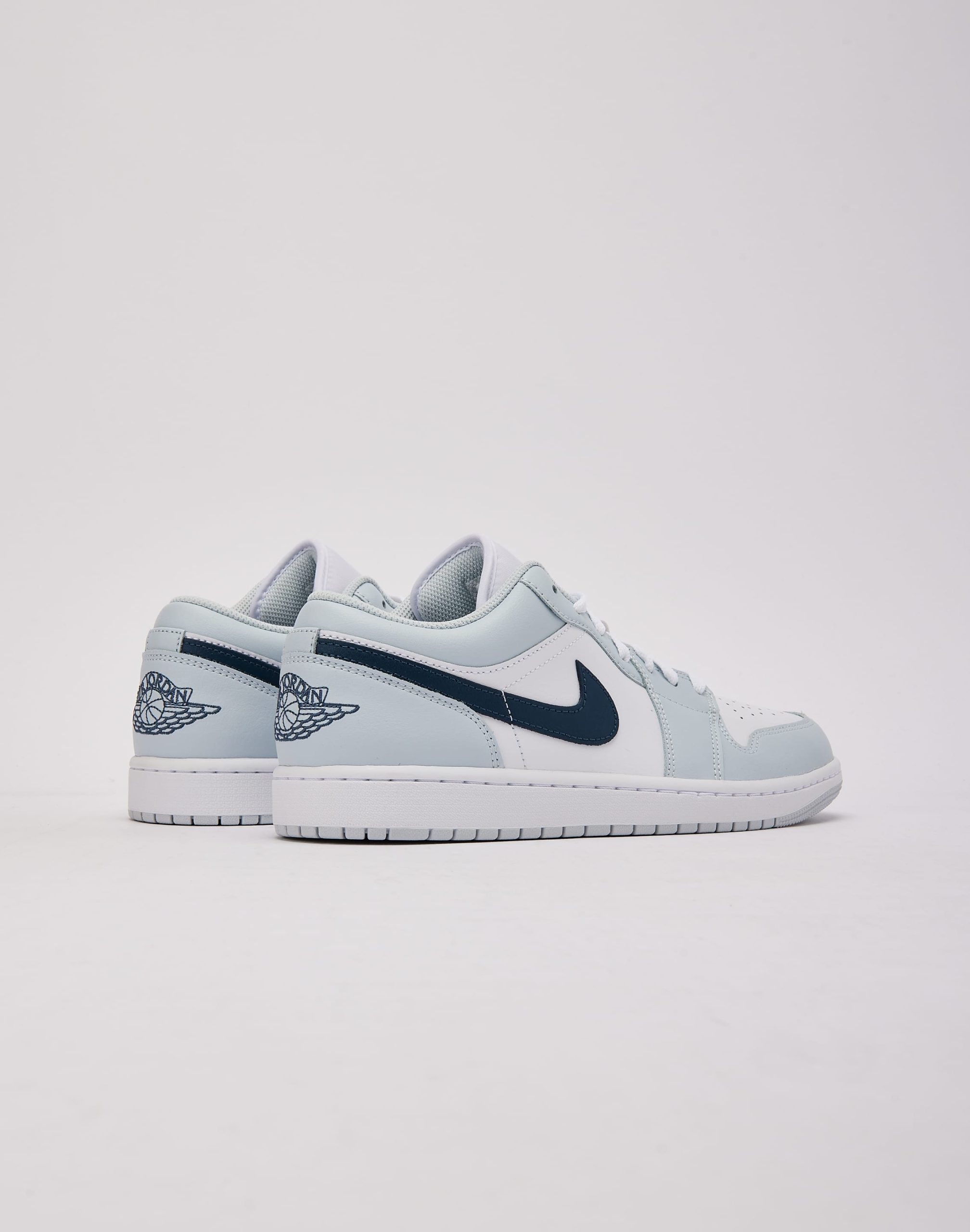 Jordan Air Jordan 1 Low - Image 3