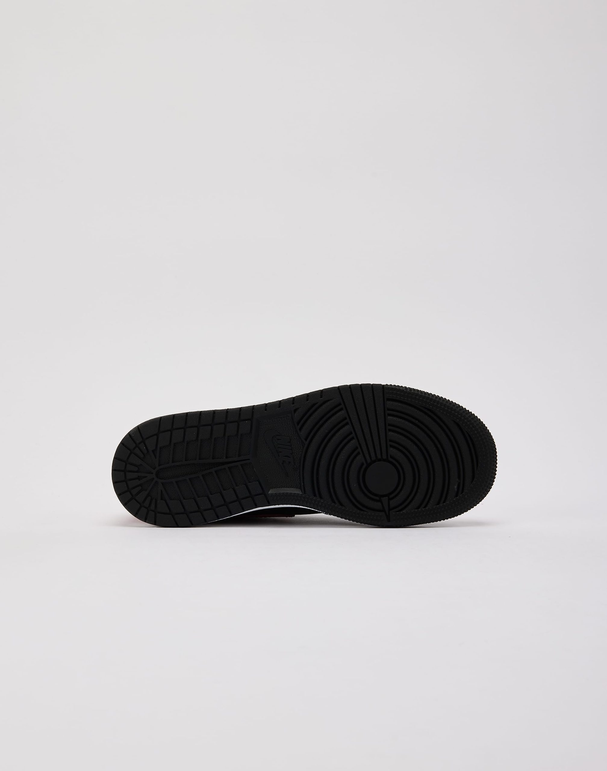 Jordan Air Jordan 1 Low Grade-School - Image 4
