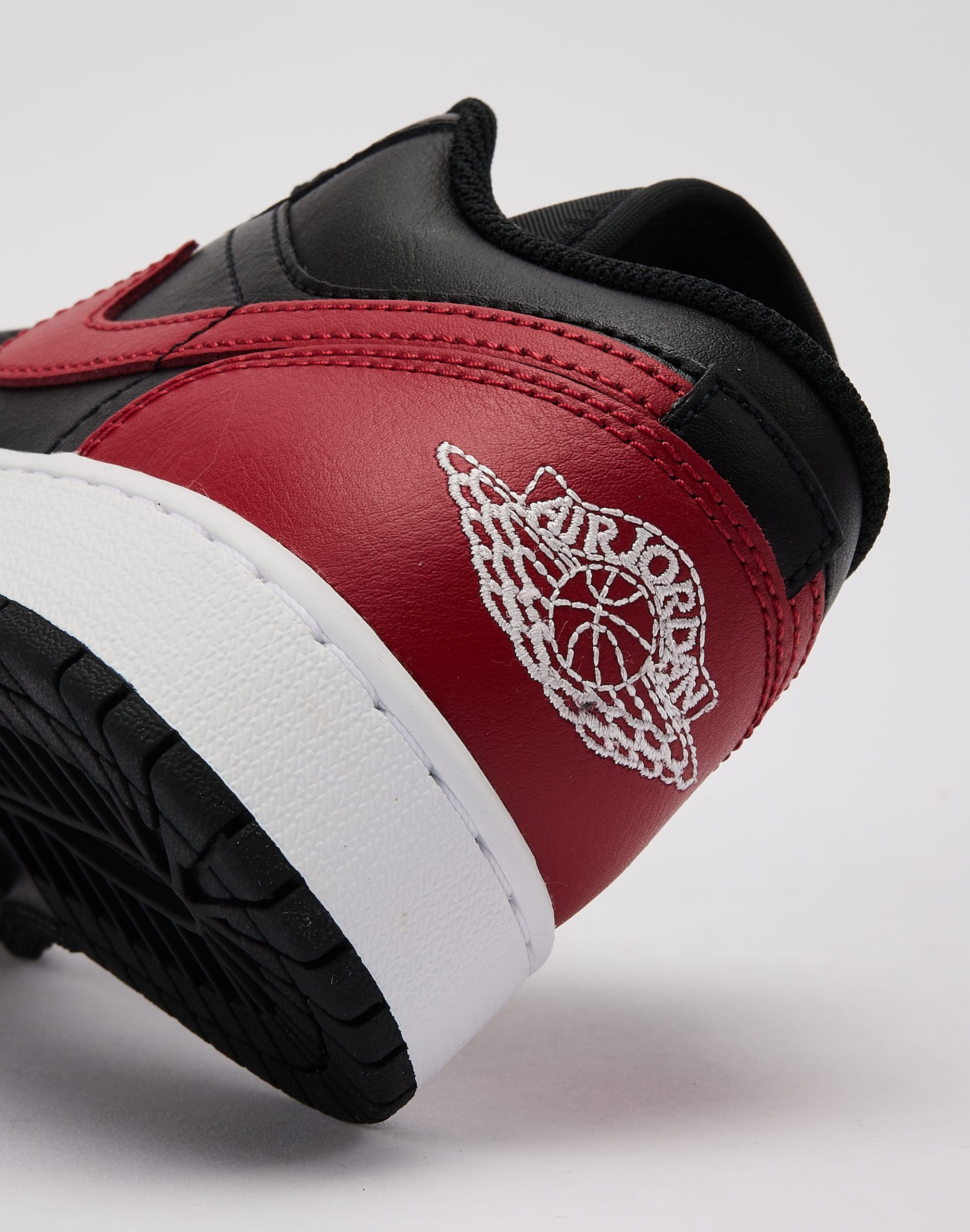 Jordan Air Jordan 1 Low Grade-School - Image 5