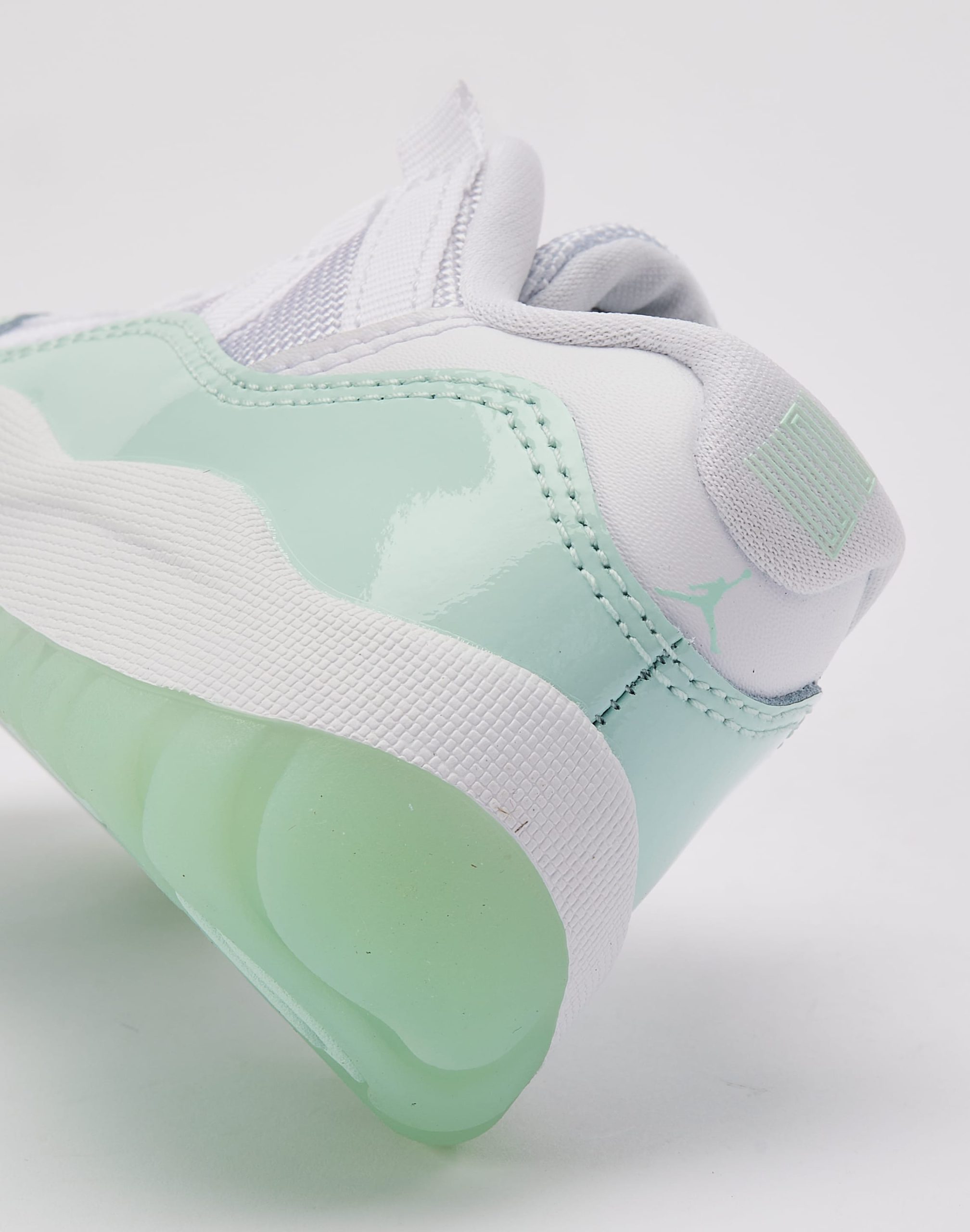 Jordan Air Jordan 11 Retro Low 'Igloo' Pre-School - Image 5