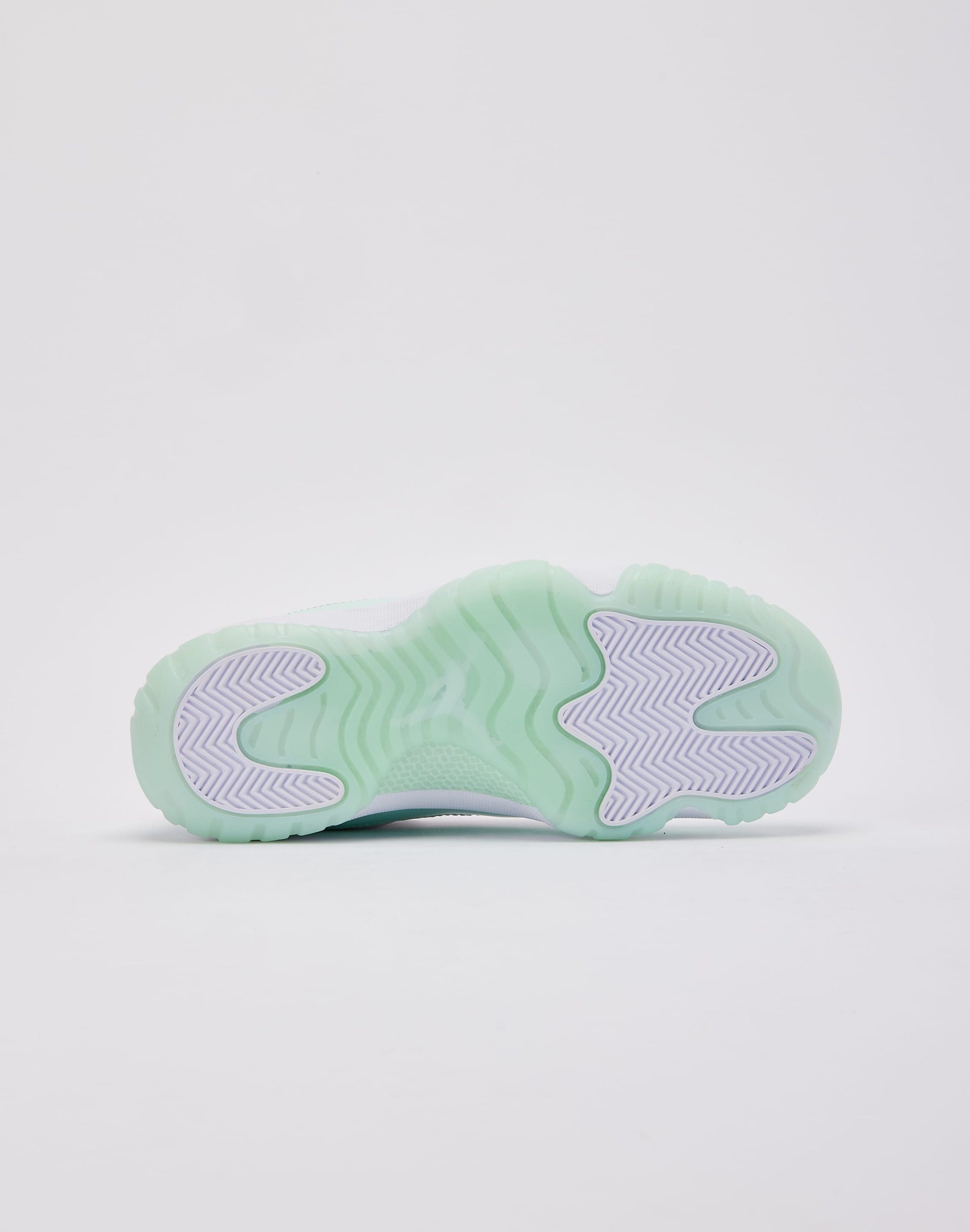 Jordan Air Jordan 11 Retro Low 'Igloo' - Image 4