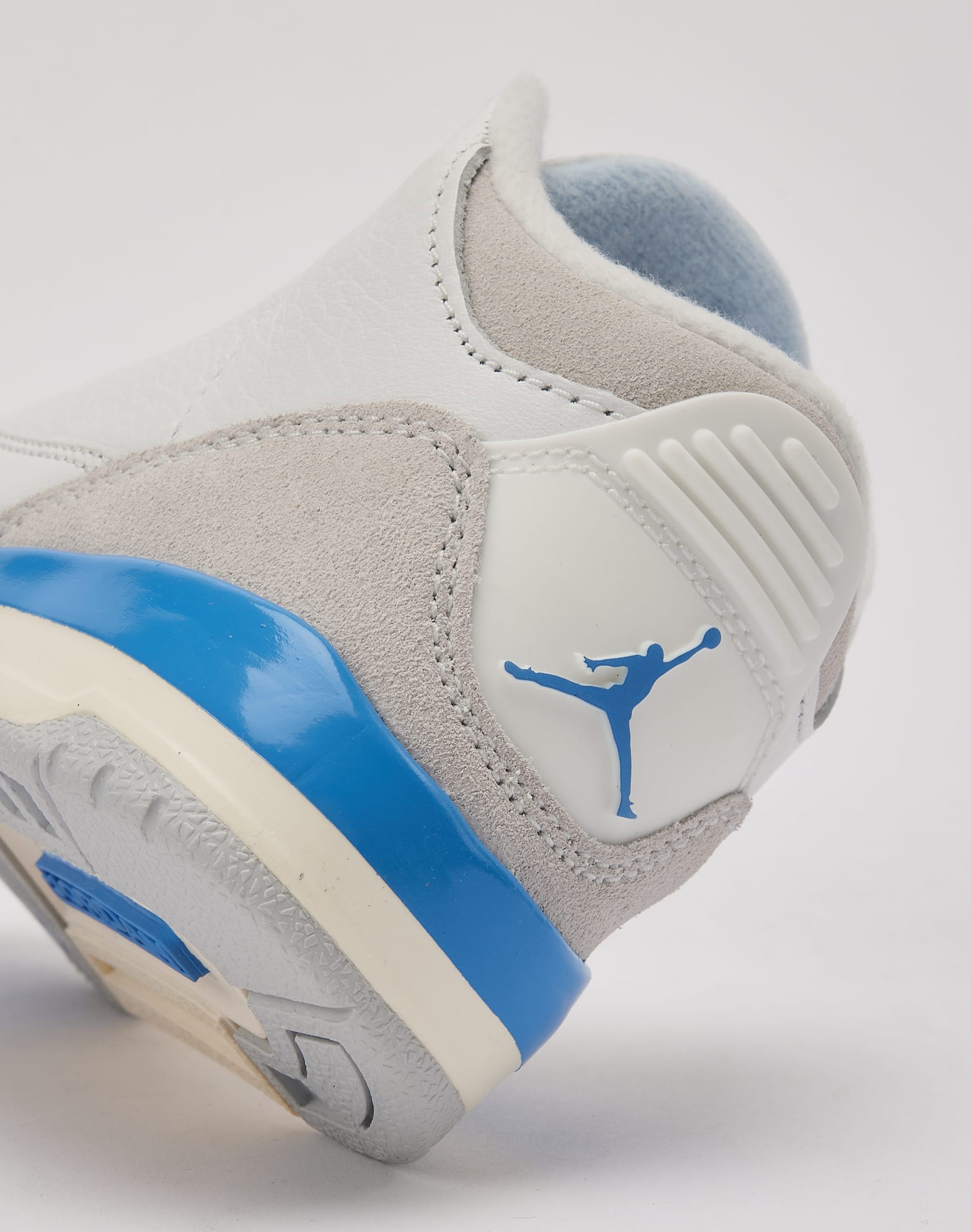 Jordan Air Jordan 3 Retro 'Lucky Shorts' Pre-School - Image 5