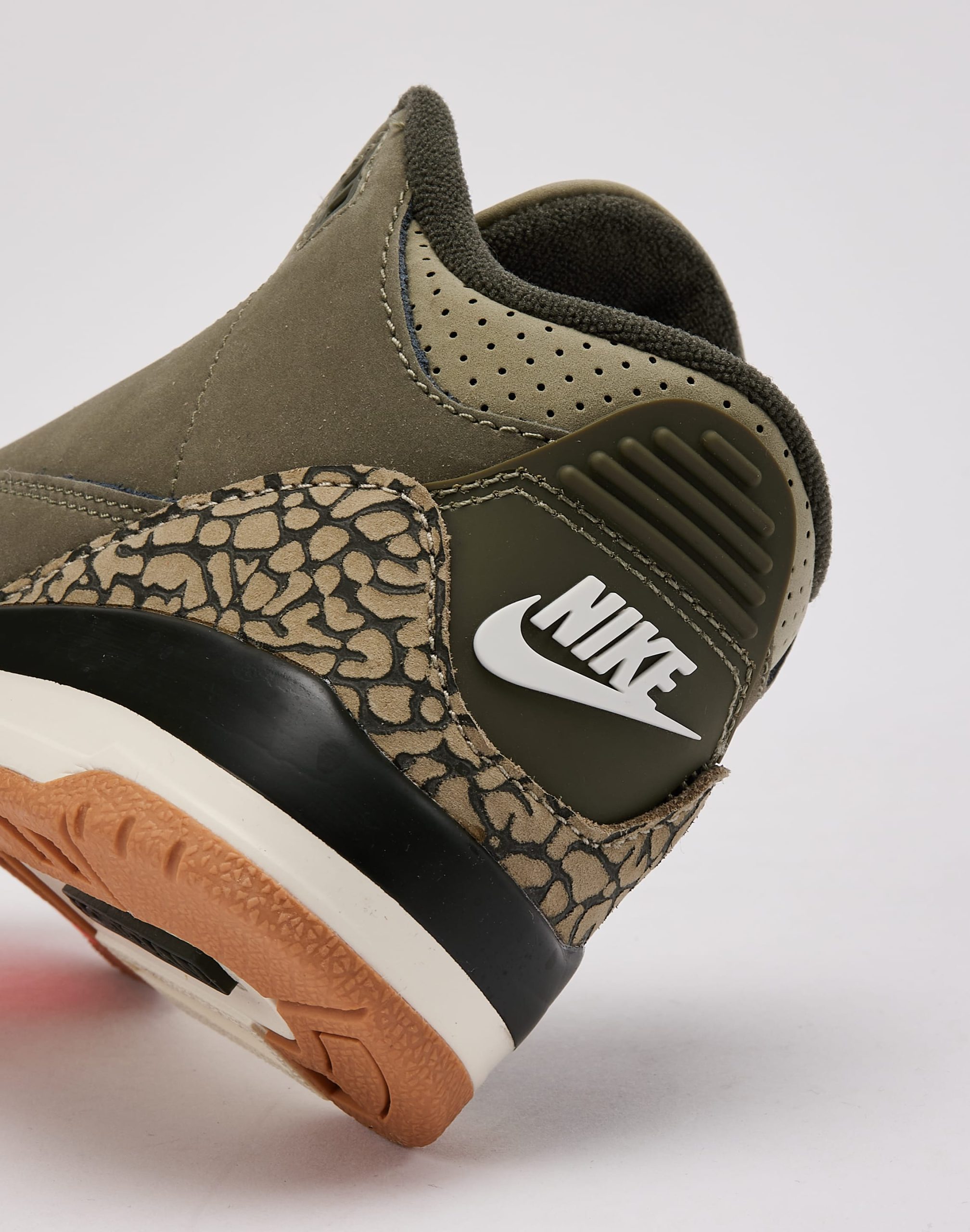 Jordan Air Jordan 3 Retro 'Medium Olive' Pre-School - Image 5