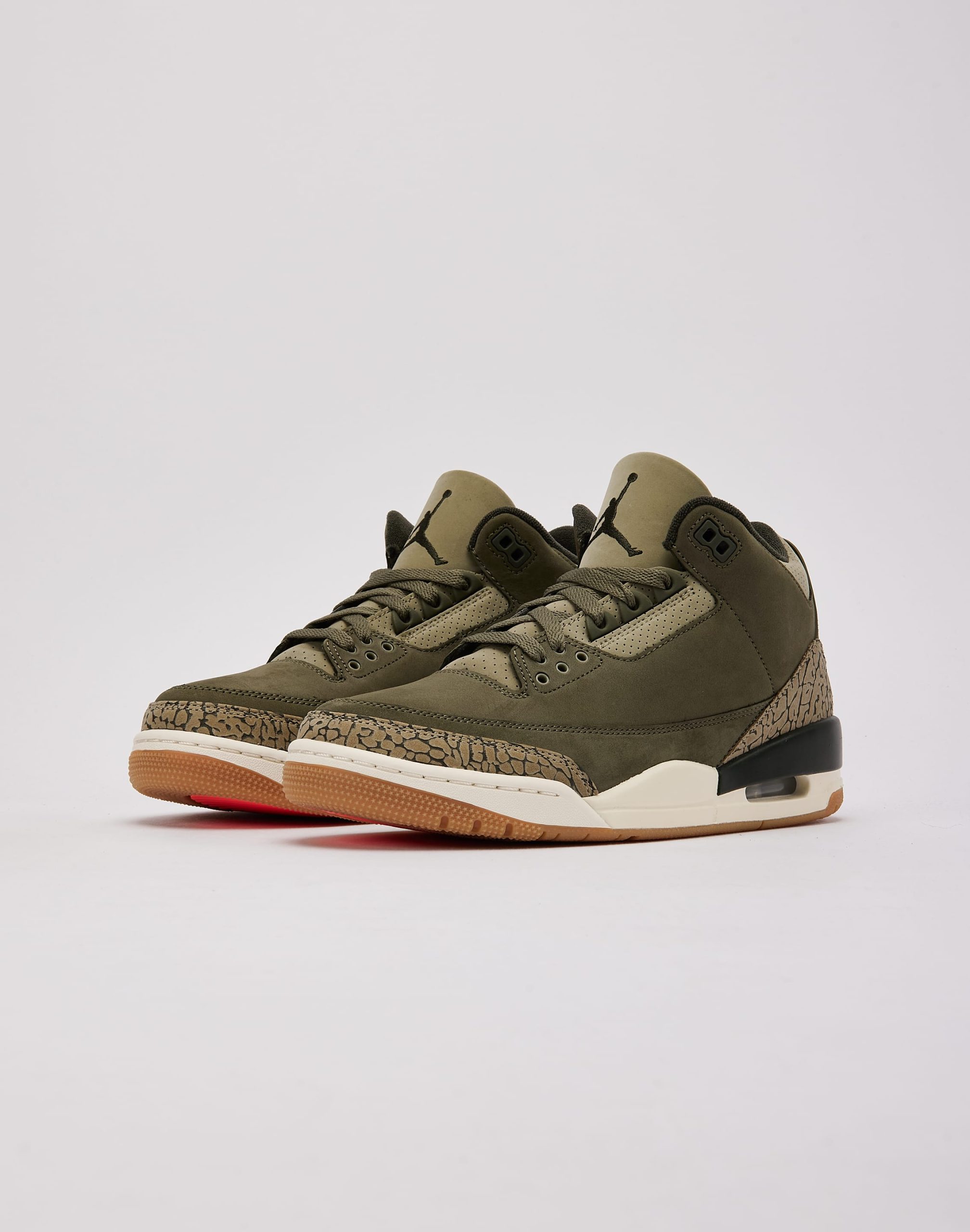 Jordan Air Jordan 3 Retro 'Medium Olive' - Image 2