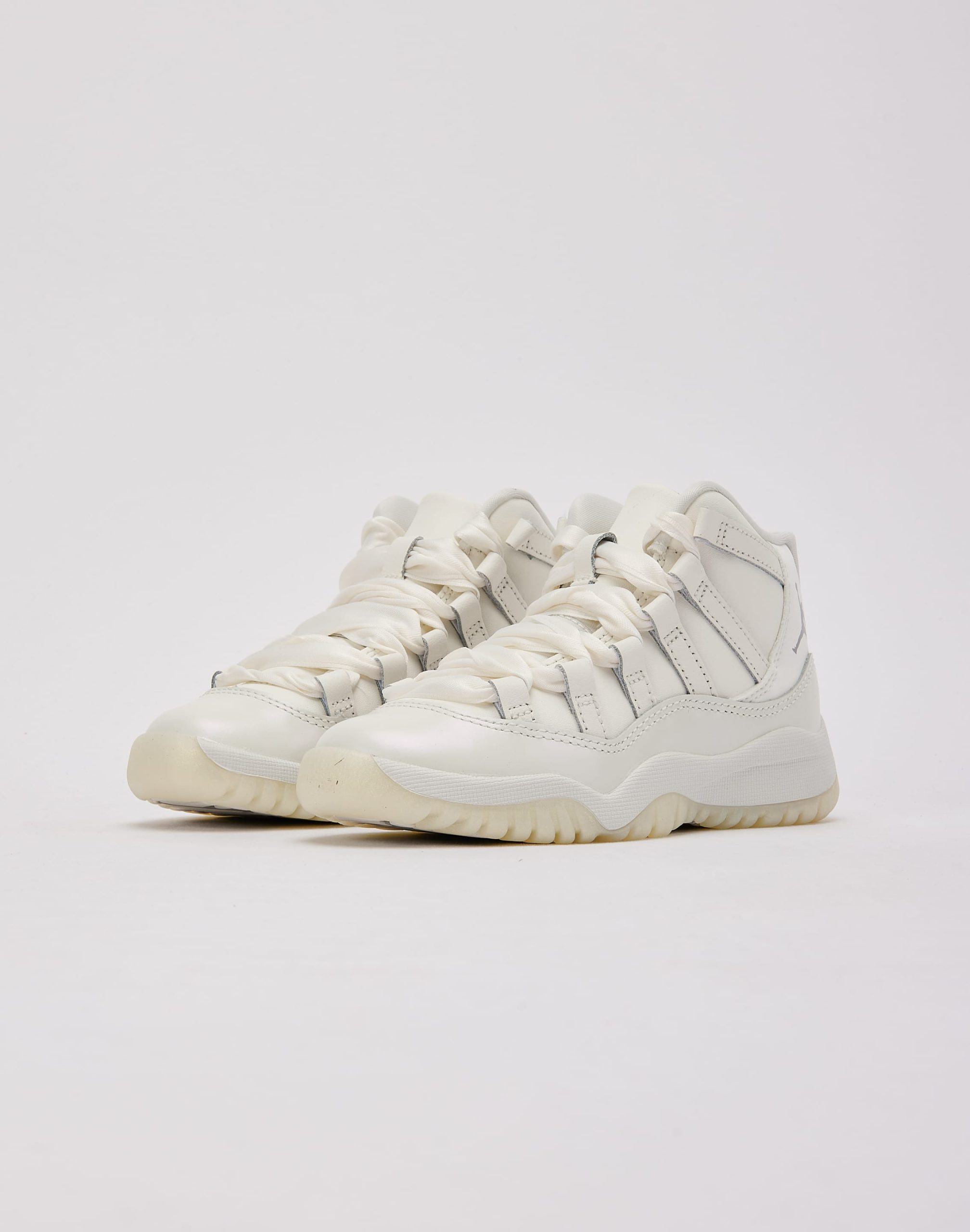 Jordan Air Jordan 11 Retro 'Pearl' Pre-School - Image 2