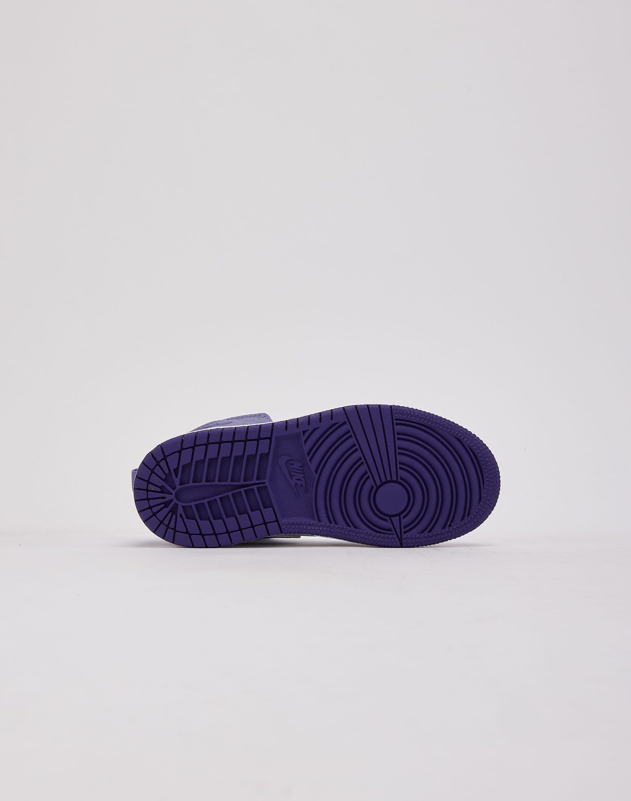 Jordan Air Jordan 1 Mid Pre-School - Image 4