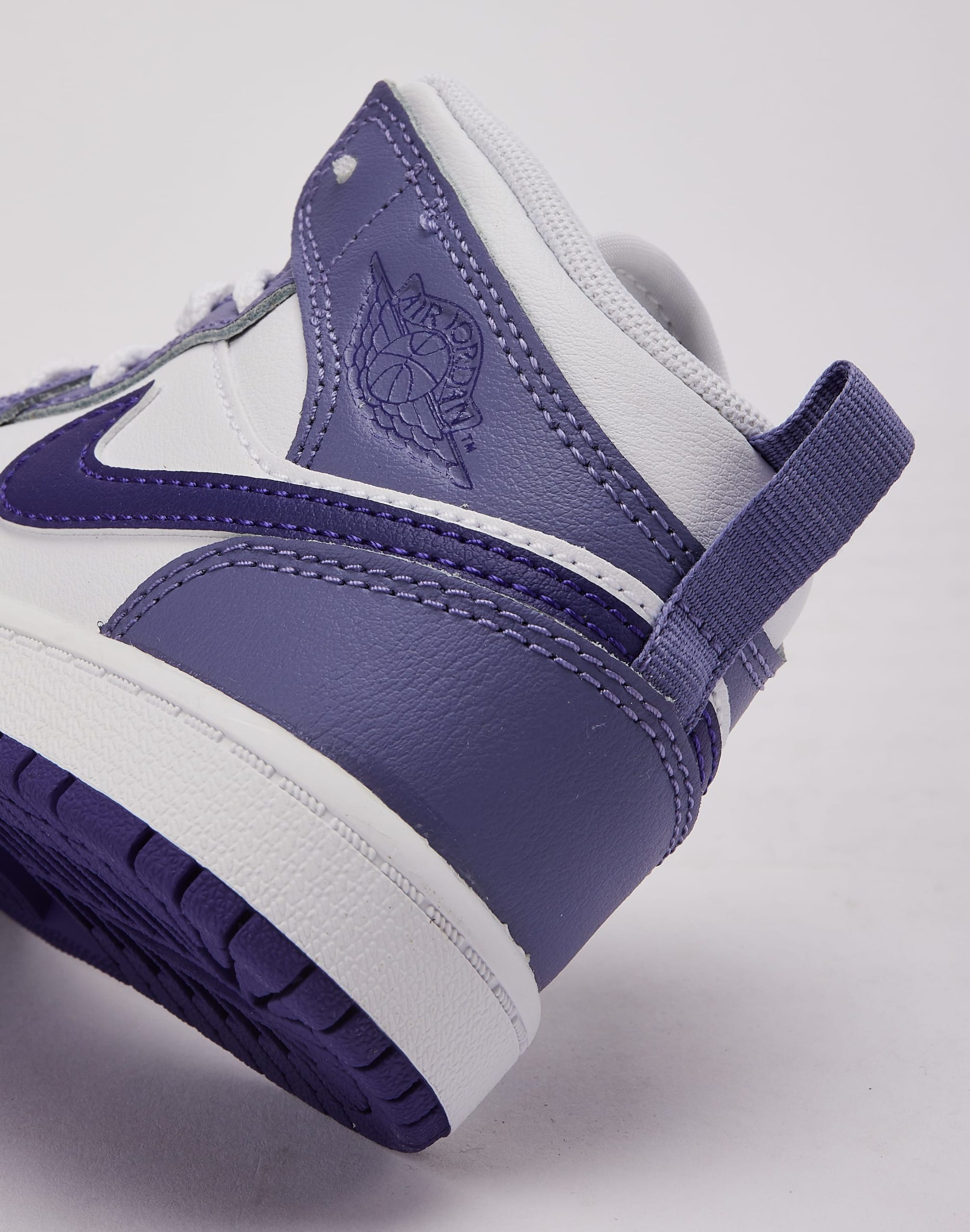 Jordan Air Jordan 1 Mid Pre-School - Image 5
