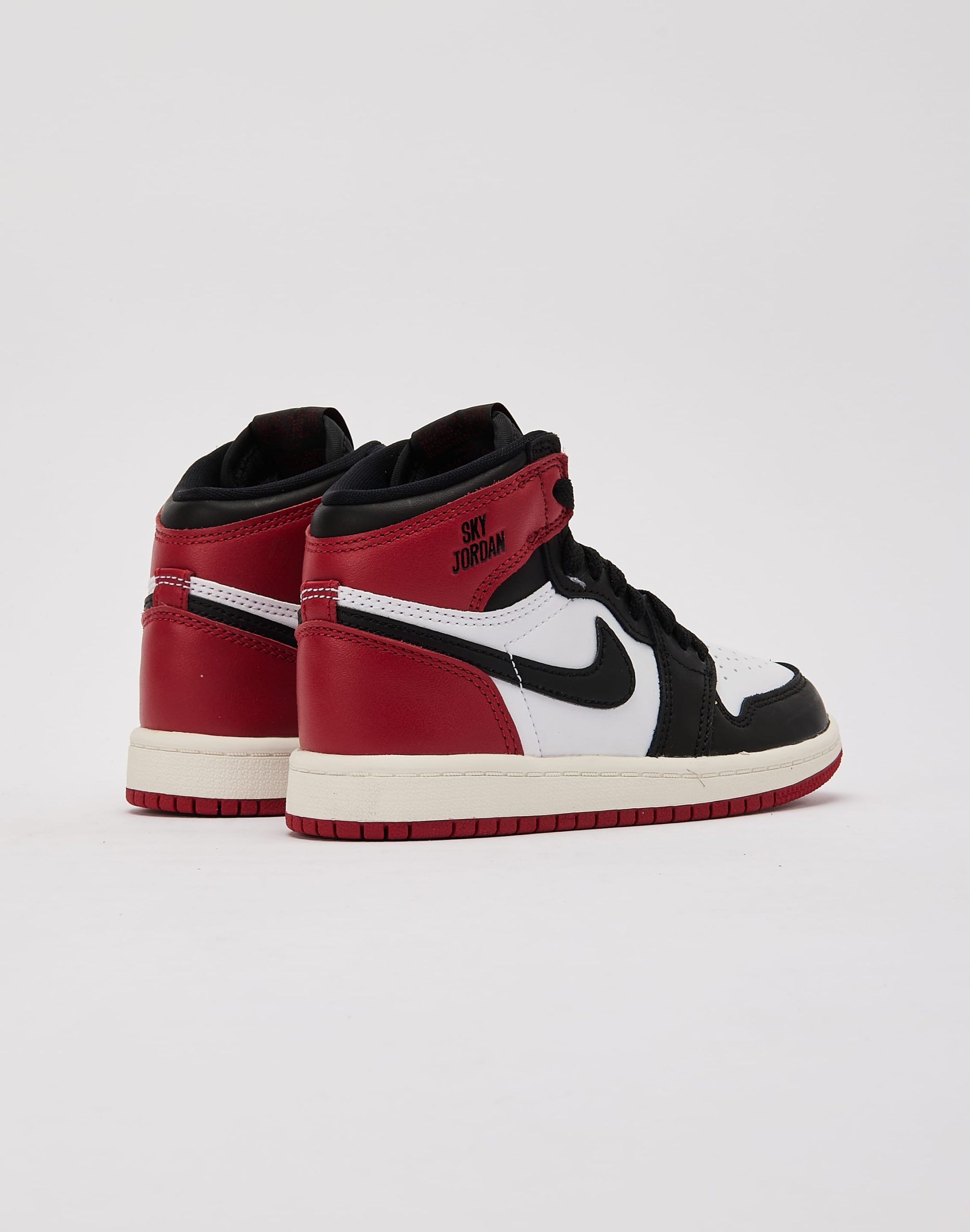 Jordan Air Jordan 1 Retro High OG 'Black Toe Reimagined' Pre-School - Image 3