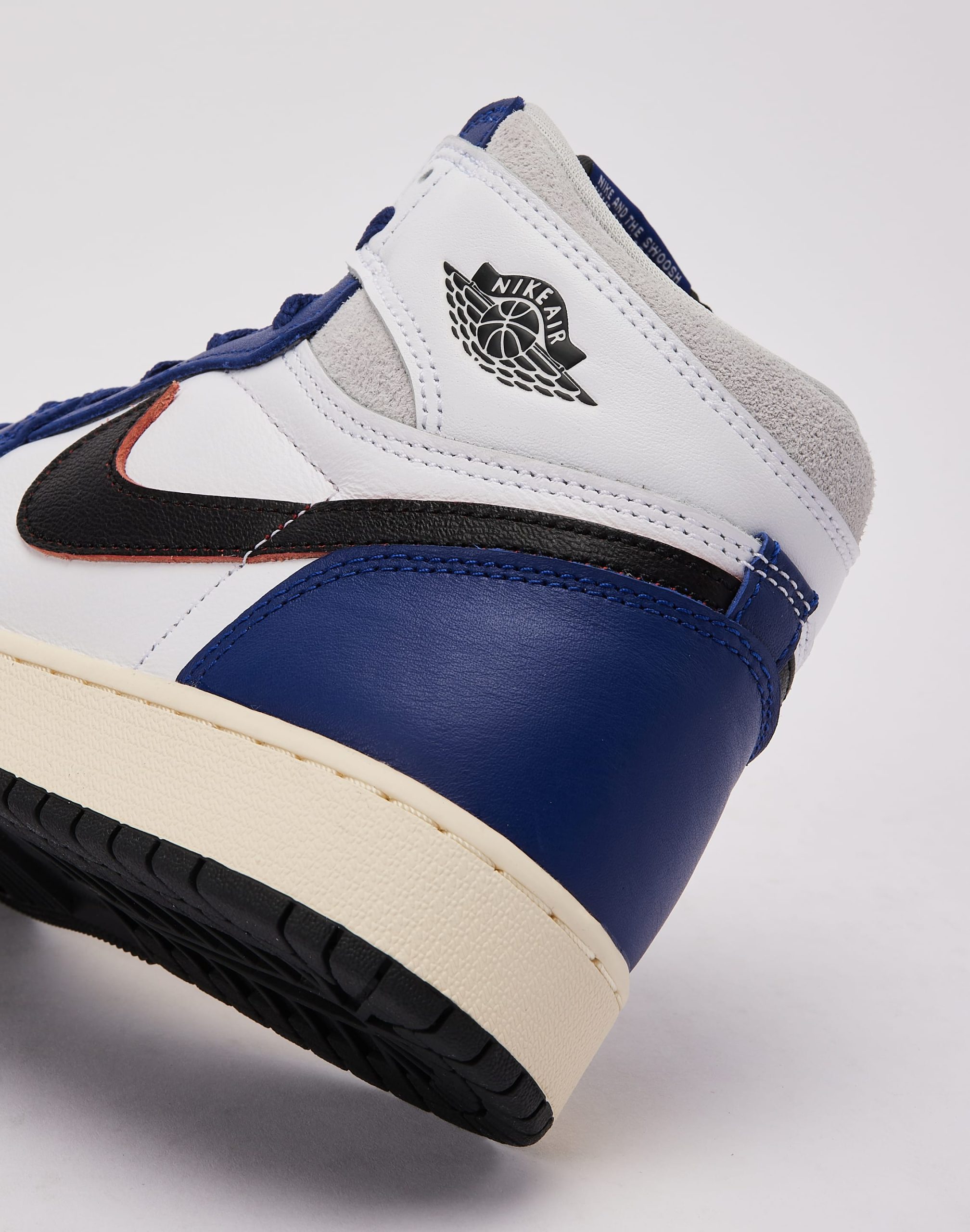 Jordan Air Jordan 1 Retro High OG 'Rare Air' Grade-School - Image 5