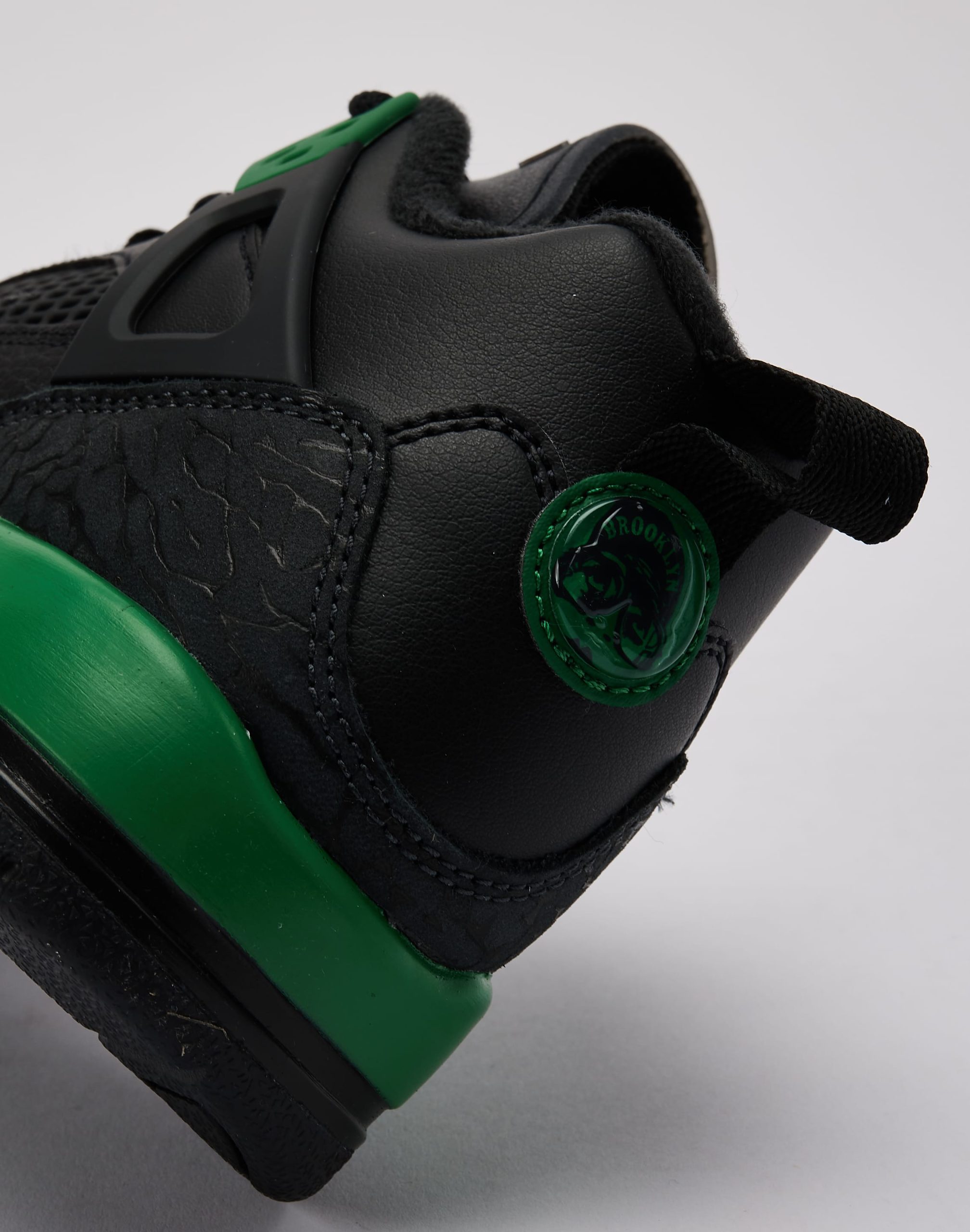 Jordan Spizike Low Grade-School - Image 5