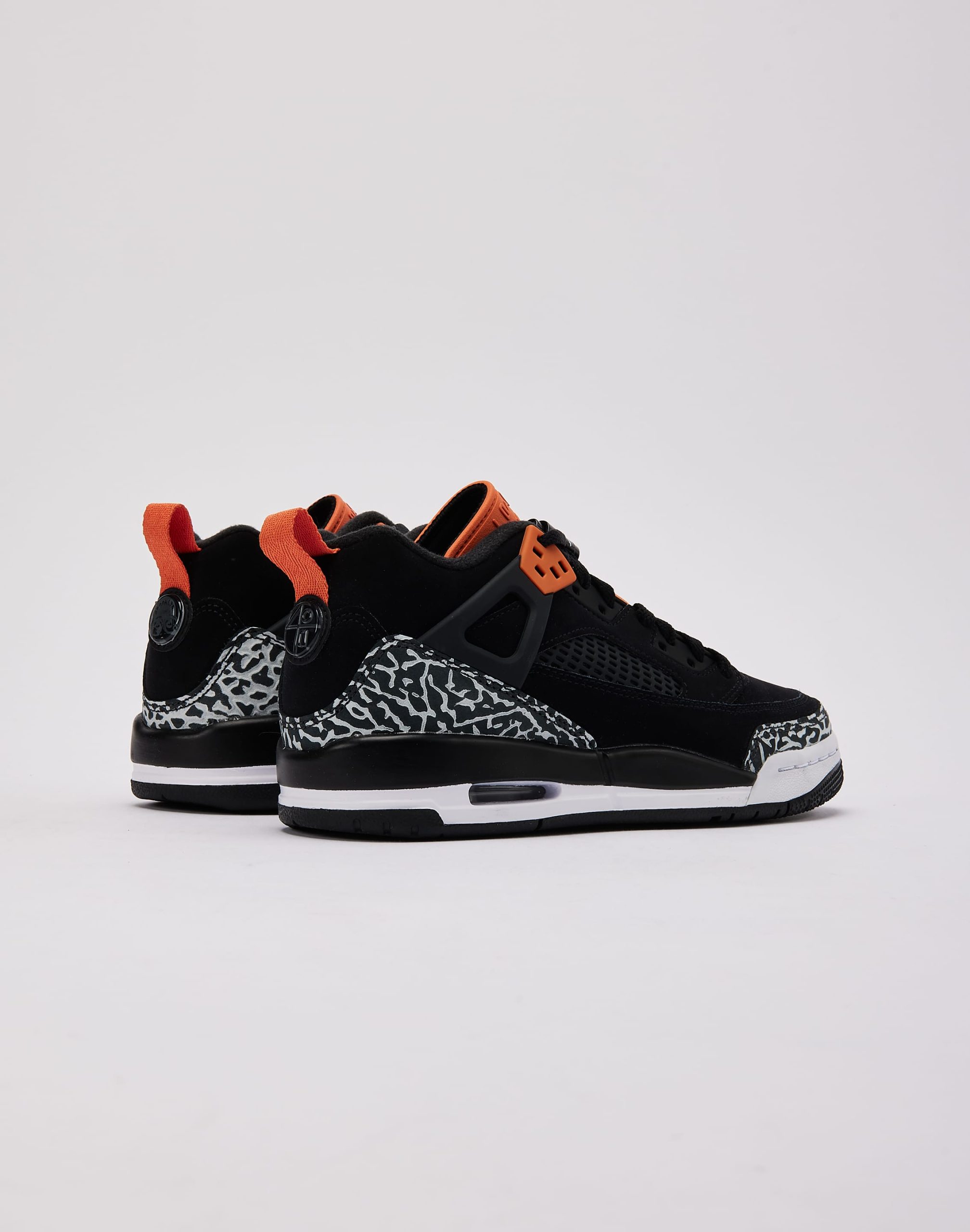 Jordan Spizike Low Grade-School - Image 3