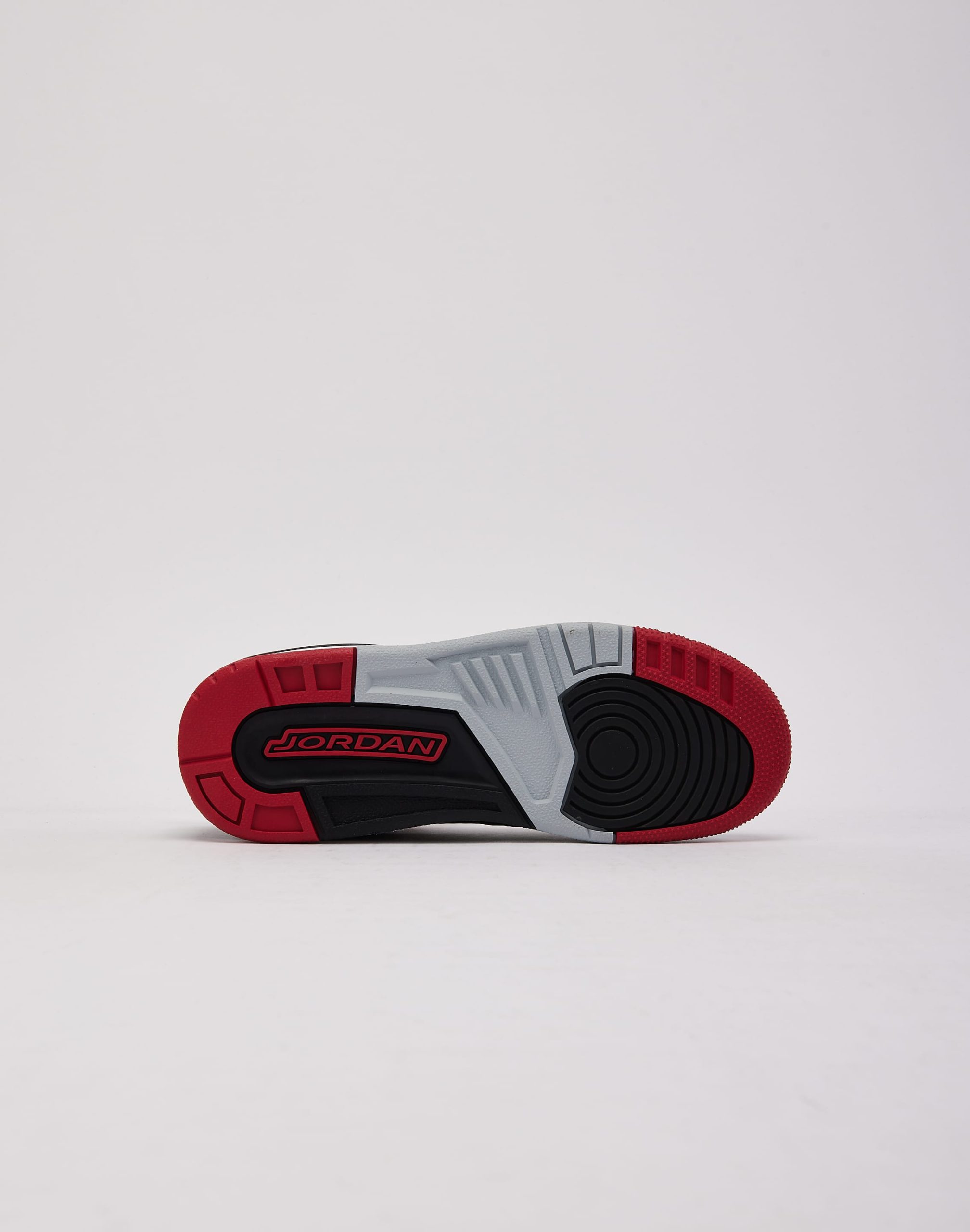 Jordan Spizike Low Grade-School - Image 4