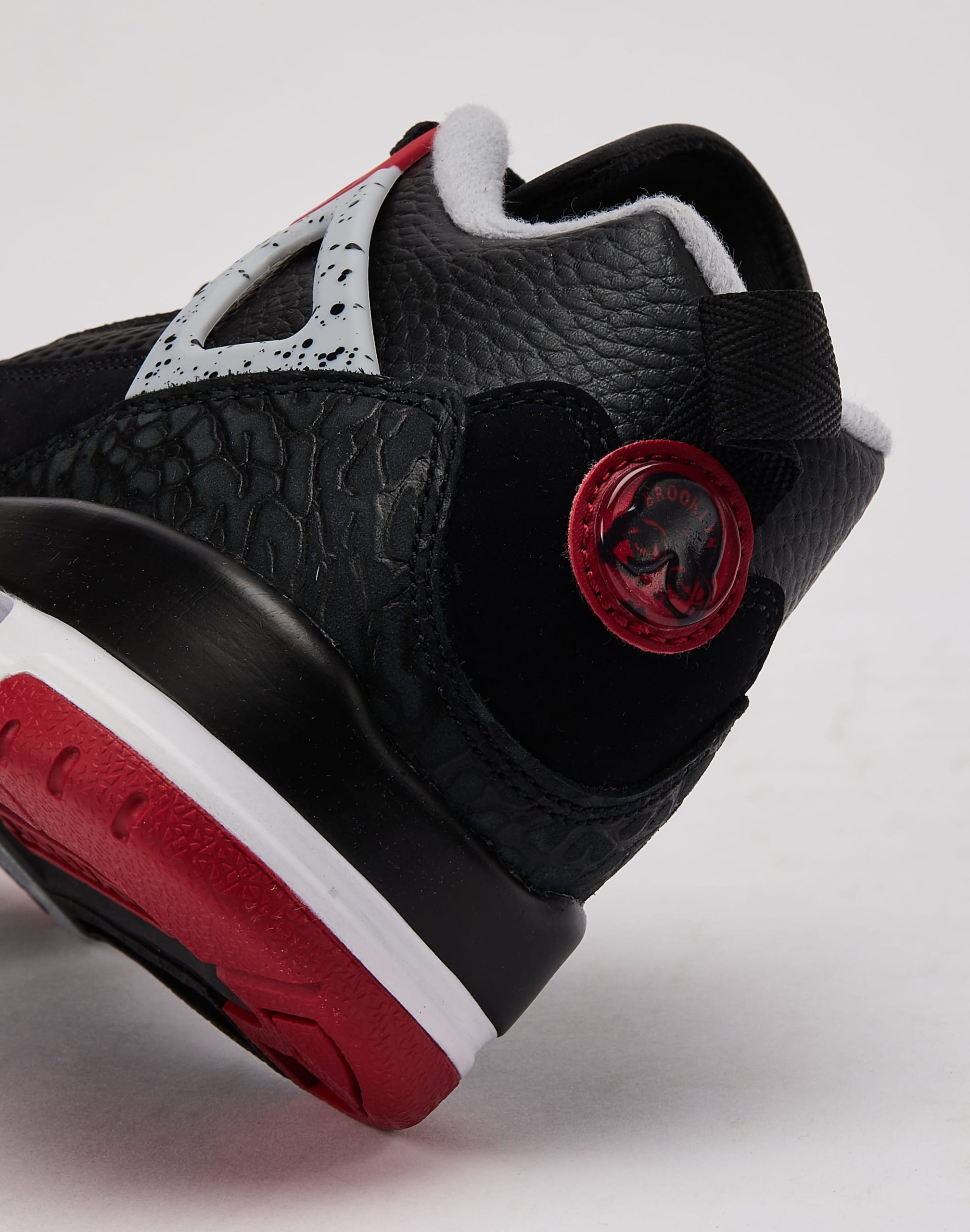 Jordan Spizike Low Grade-School - Image 5