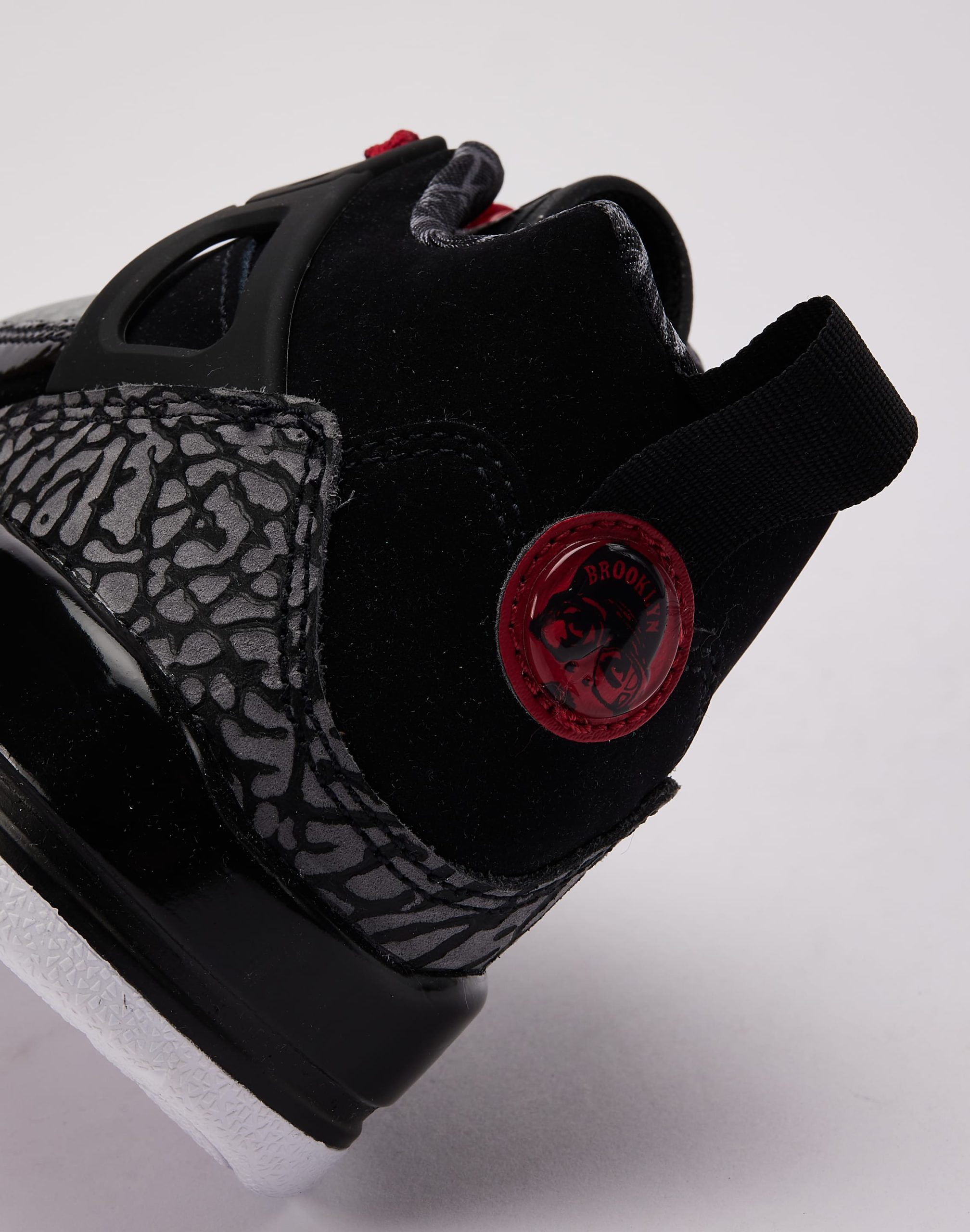 Jordan Spizike Low Grade-School - Image 5