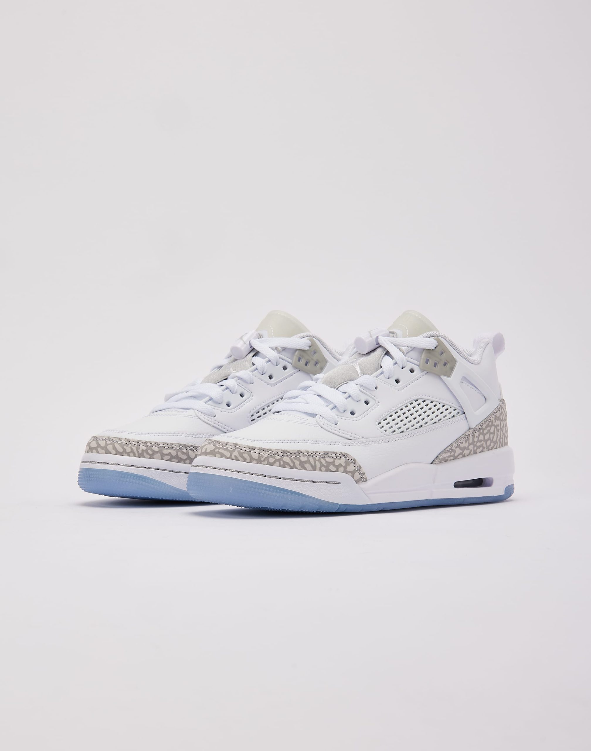 Jordan Spizike Low Grade-School - Image 2