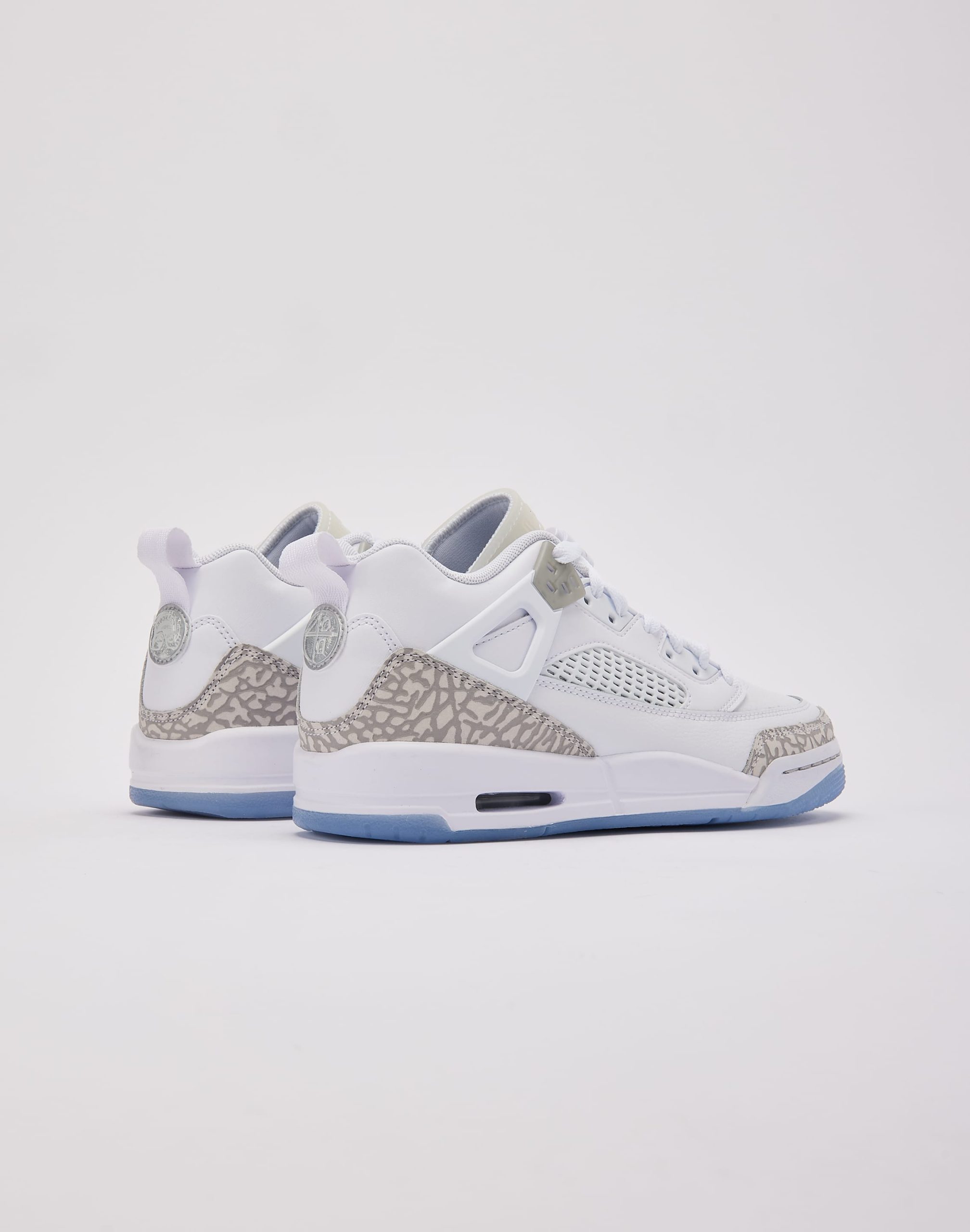 Jordan Spizike Low Grade-School - Image 3