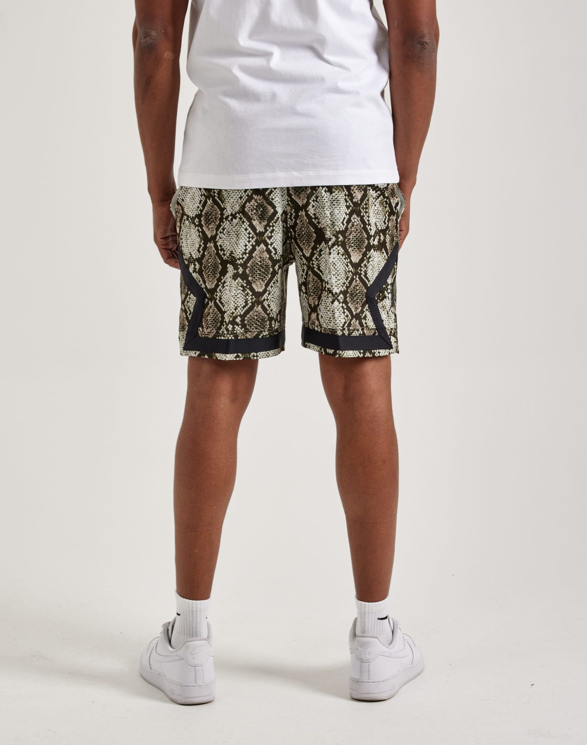 Jordan Dri-FIT Sport Mesh Diamond Shorts - Image 4