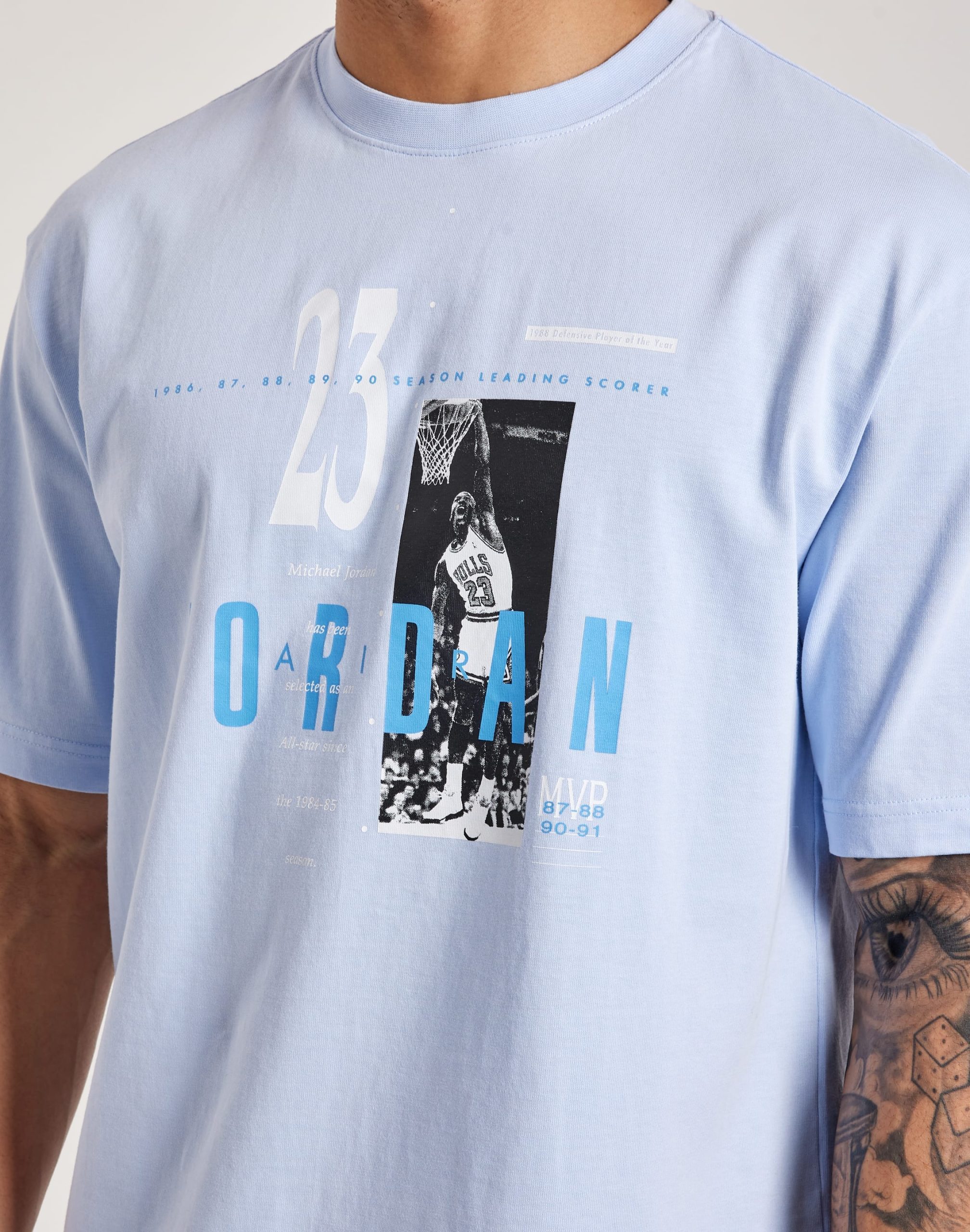 Jordan Reissue Graphic Tee - Image 2