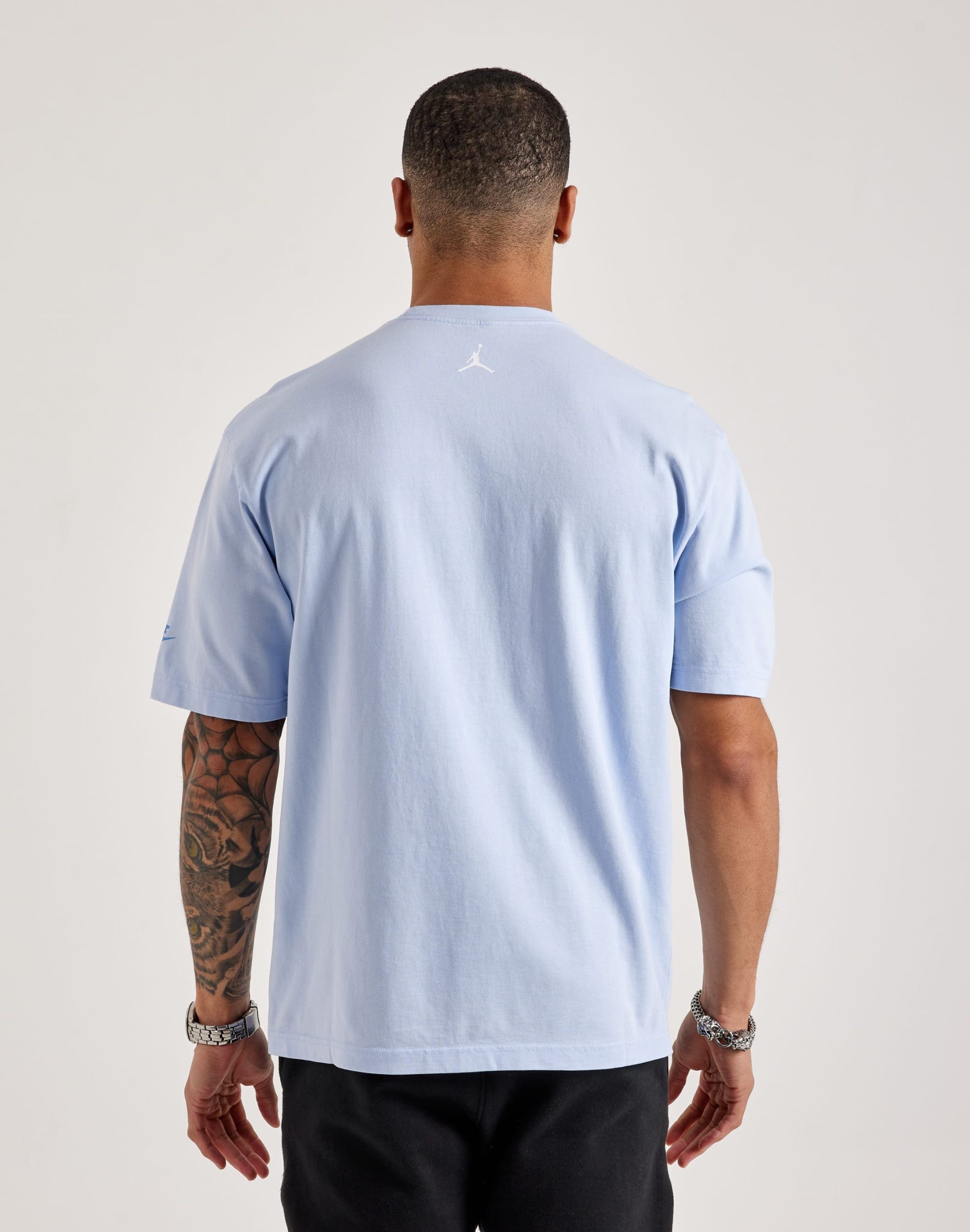 Jordan Reissue Graphic Tee - Image 3