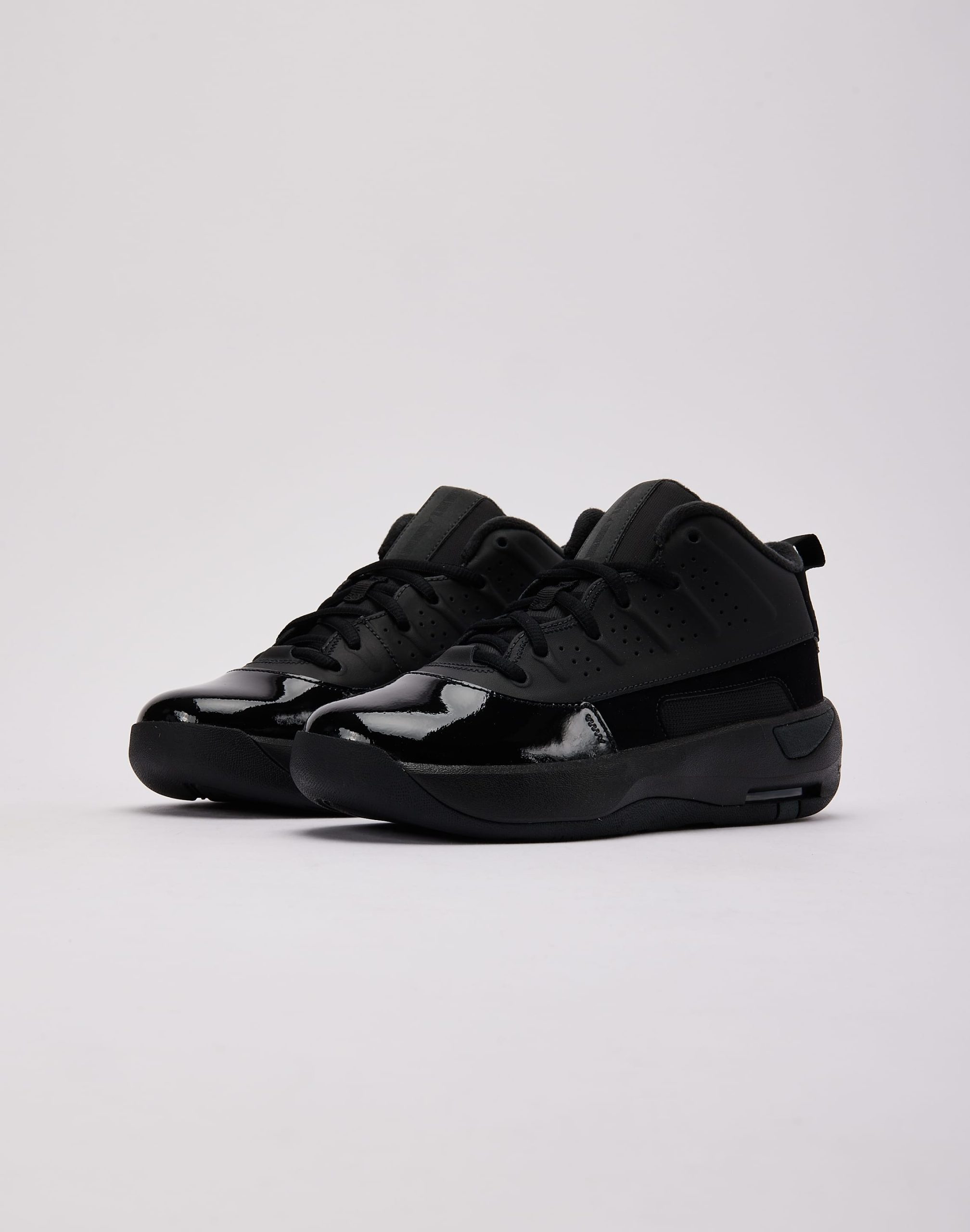 Jordan Max Aura 7 Grade-School - Image 2