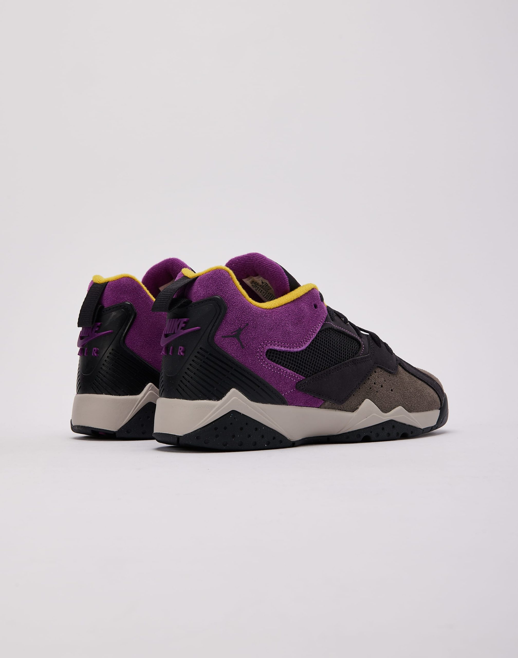 Jordan MVP 92 Grade-School - Image 3