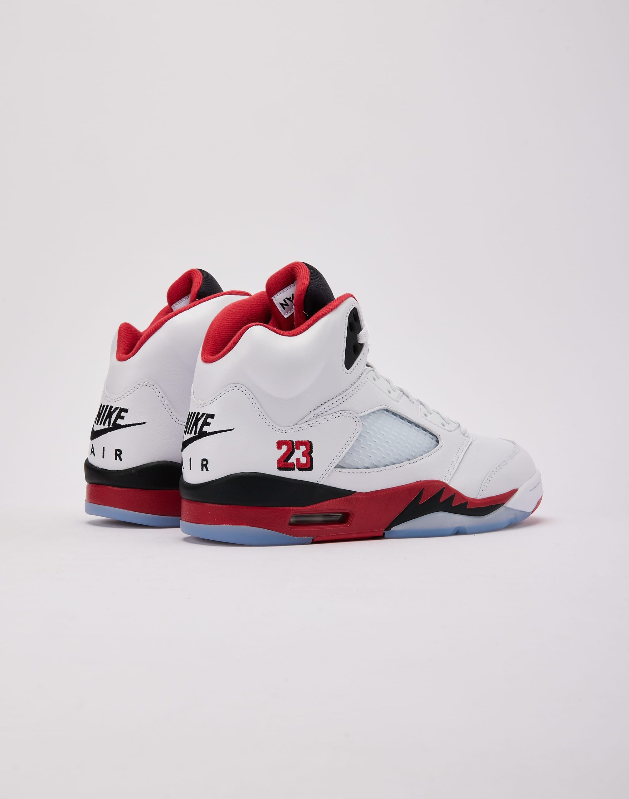 Jordan Air Jordan 5 Retro 'Fire Red Black Tongue' - Image 3